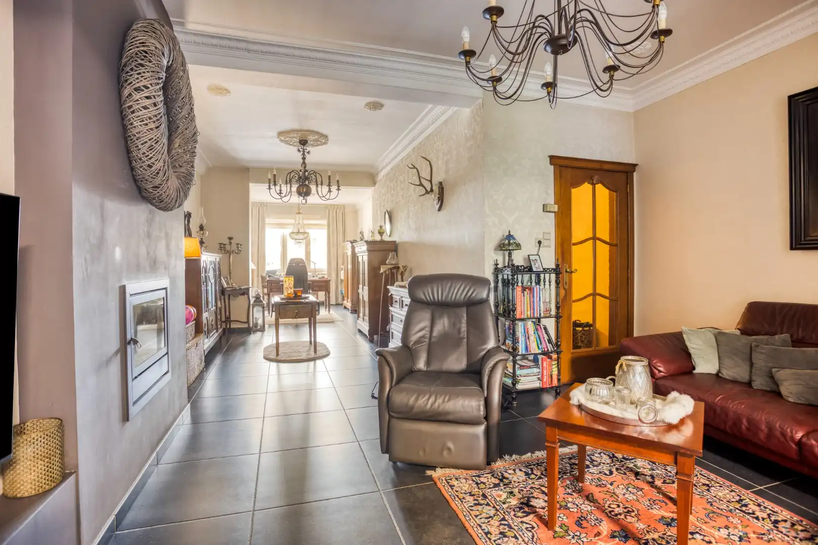 Instapklare woning aan het stadscentrum van Tongeren foto 3