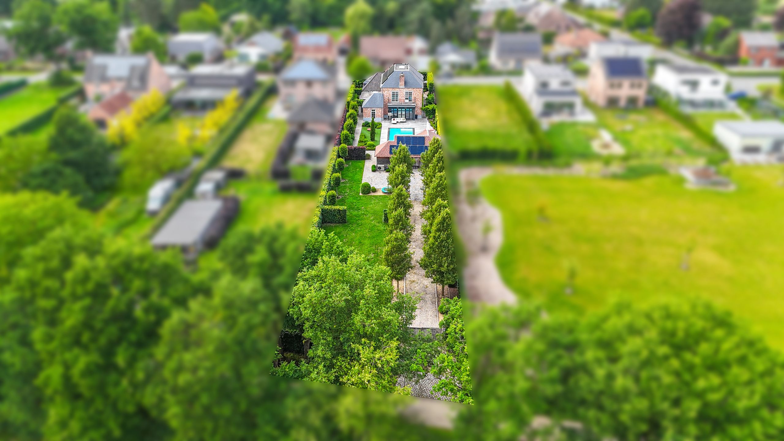 Exclusieve villa met zwembad op riant perceel in Koersel! foto 93