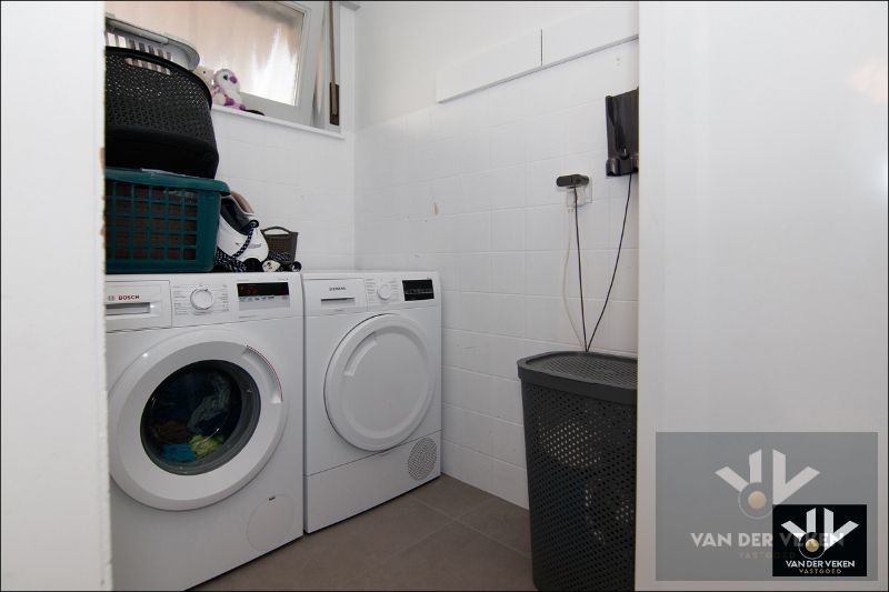 GERENOVEERDE GEZINSWONING IN KINDVRIENDELIJKE OMGEVING TE KURINGEN foto 25