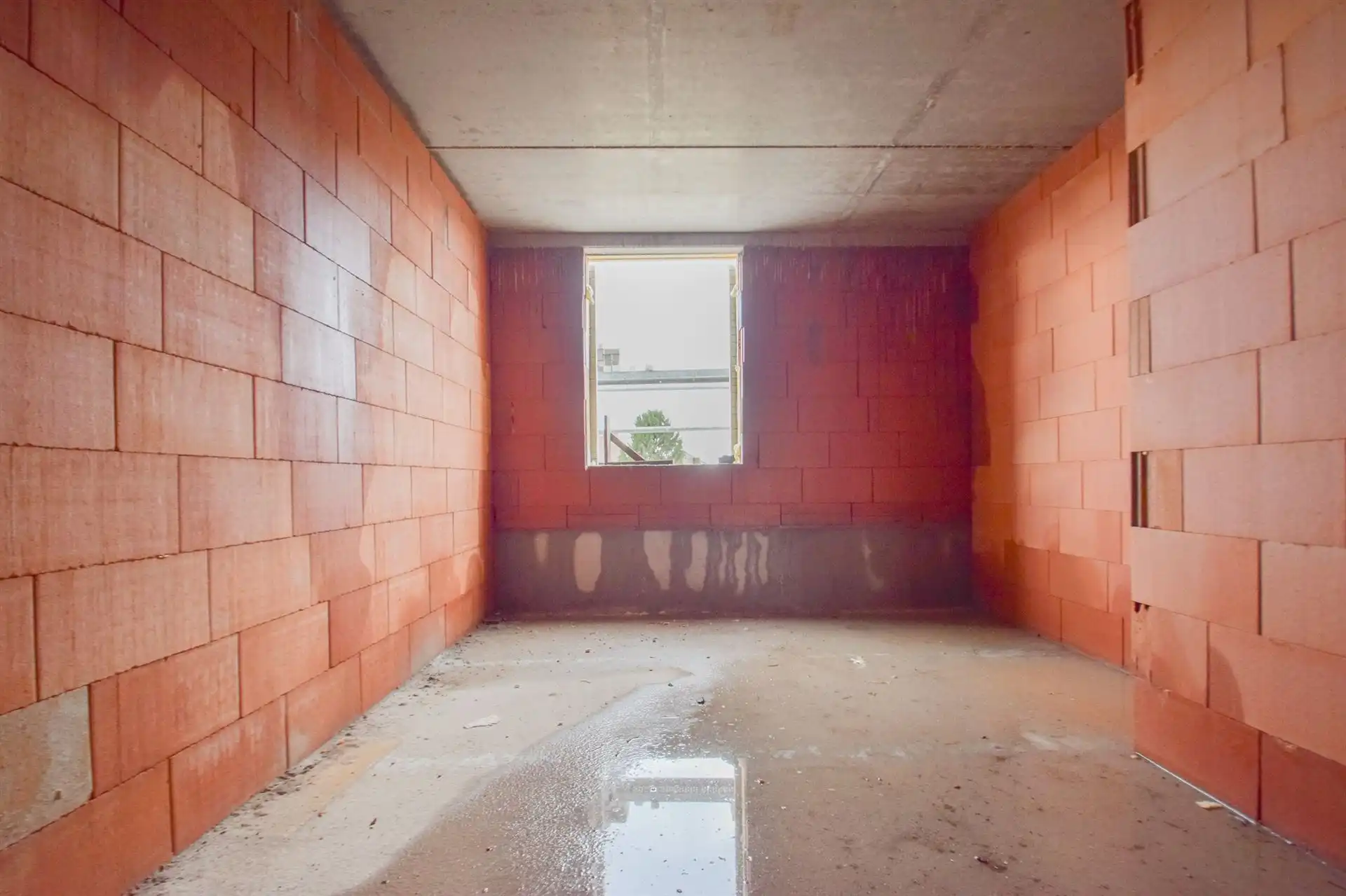 Nieuwbouwwoning met tuin & parking in een doodlopende straat foto 12