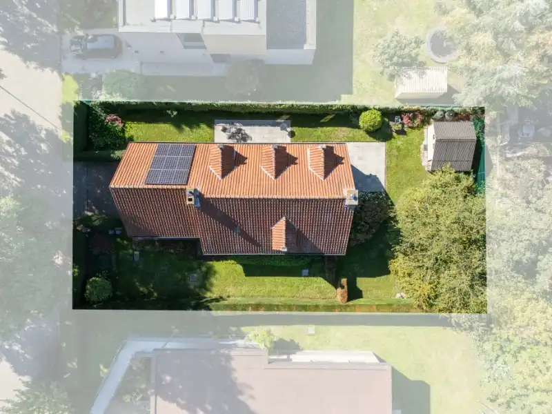--- NIEUW --- Op te frissen ruime landelijke woning te Mariakerke! foto 2