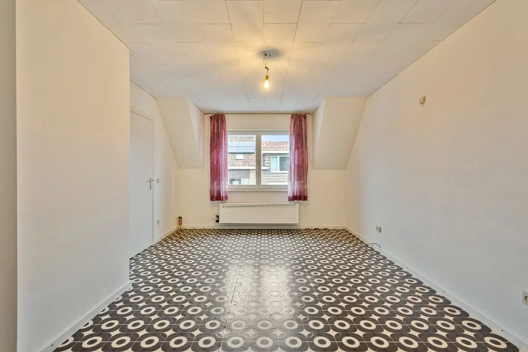 Ruime woning met 4/5 slpks op rustige ligging te Assebroek foto 12