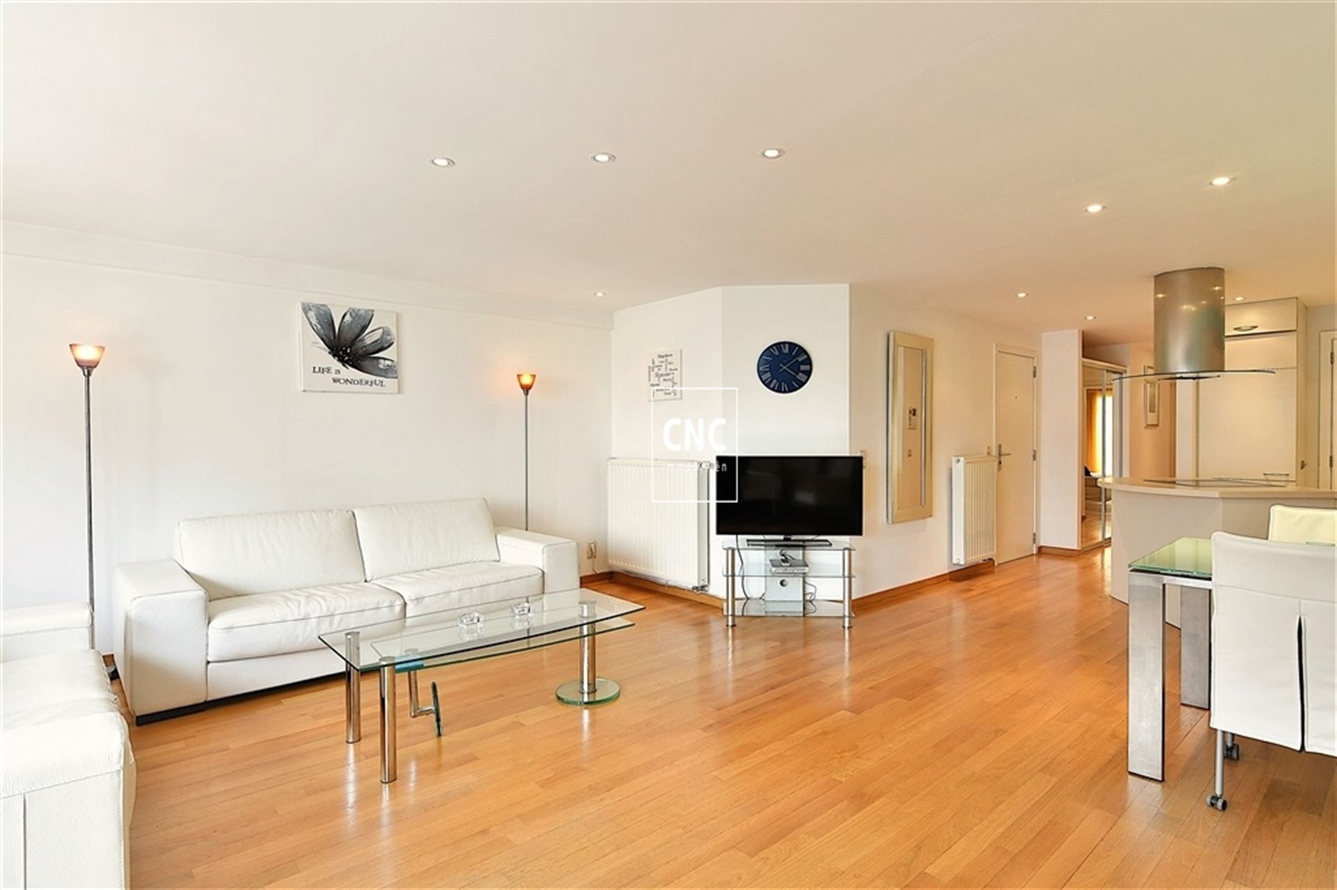 Gemeubeld en instapklaar appartement op topligging in Knokke foto {{pictureIndex}}