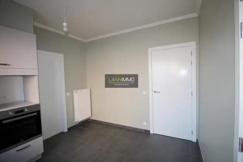 Instapklare woning met 2 slaapkamers en garage foto 7