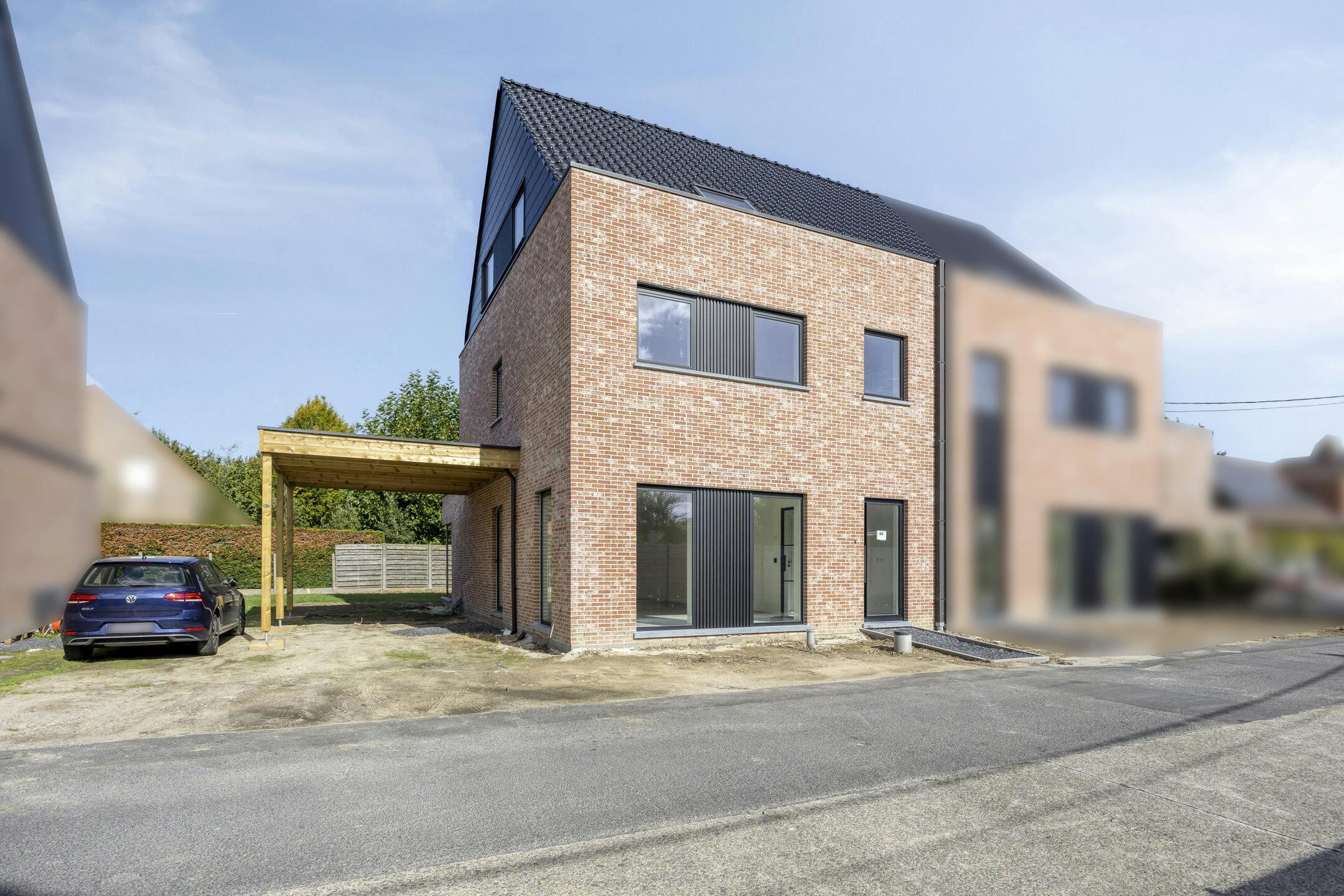 Afgewerkte nieuwbouwwoning te koop in Desselgem foto {{pictureIndex}}