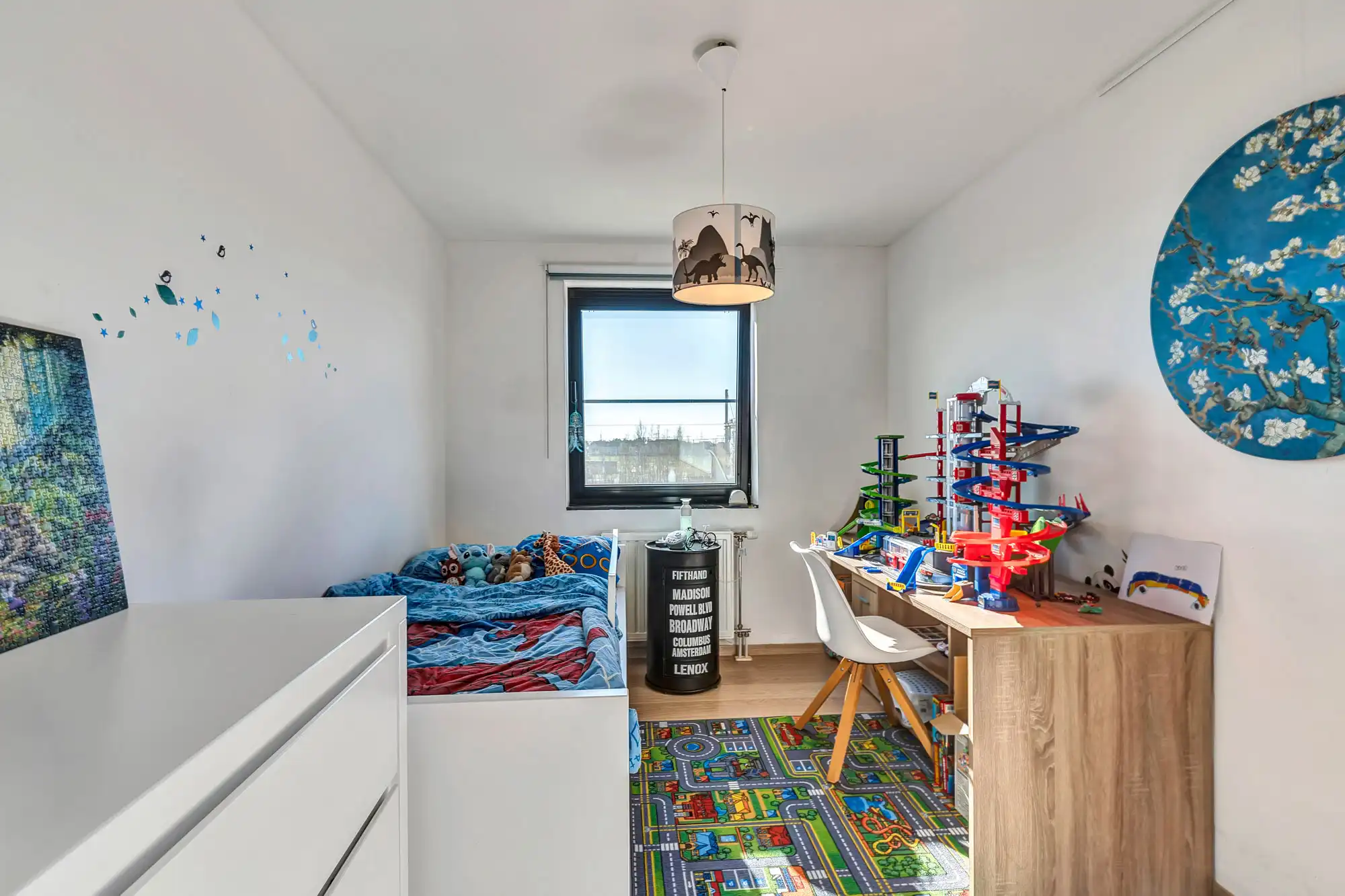 Moderne, instapklare en energiezuinige halfopen bebouwing foto 14