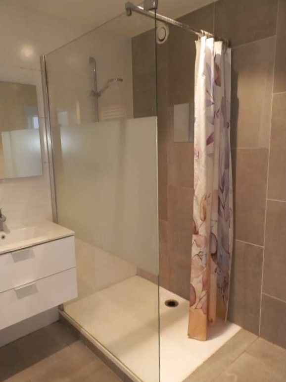 Ruim gerenoveerd appartement met zicht op de Kruidtuin – Leuven centrum foto 10