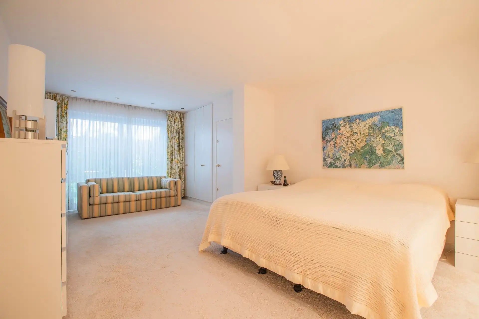 Vrijstaande villa op toplocatie aan de Zilverkust in Lanaken foto 22