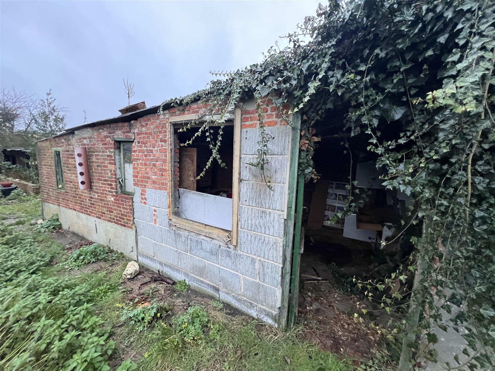 Woning met Garage voor Drie Wagens en Zuidgericht grote Tuin foto 19