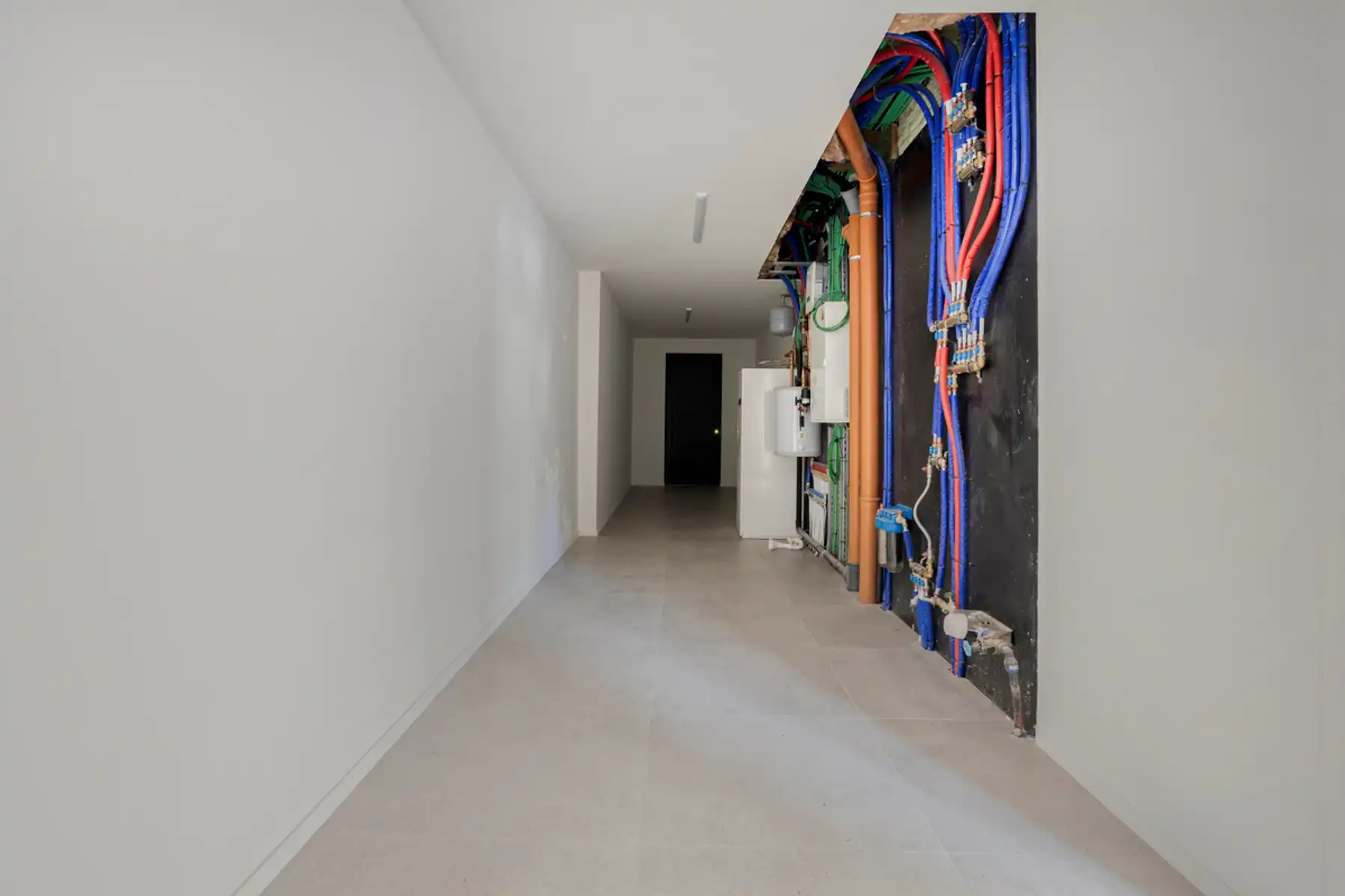 Volledig gerenoveerde gezinswoning met tuin en garage foto 23
