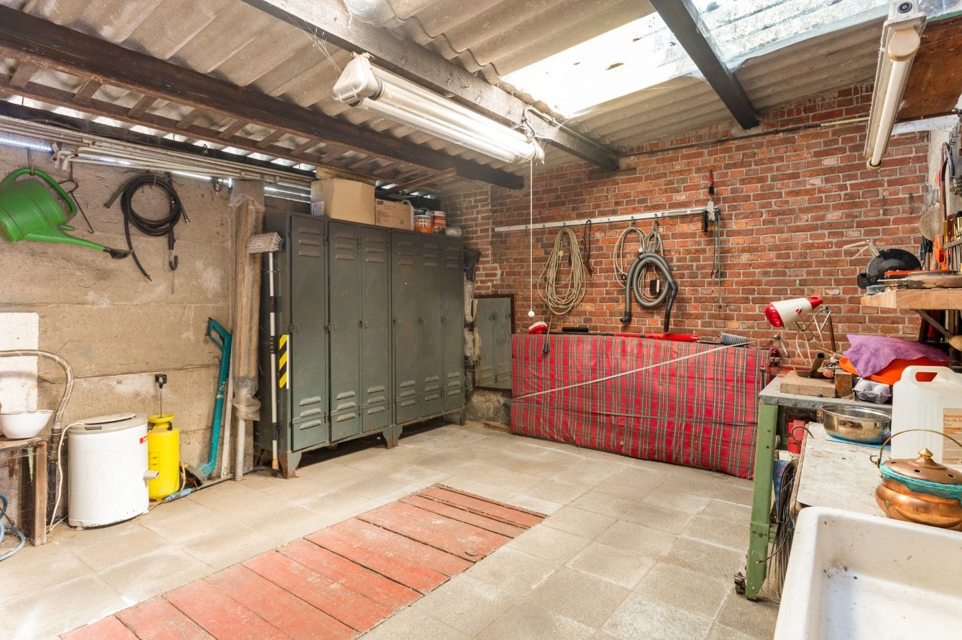 Tof gelegen, te renoveren woning met 2 slpk., garage en tuin foto 11
