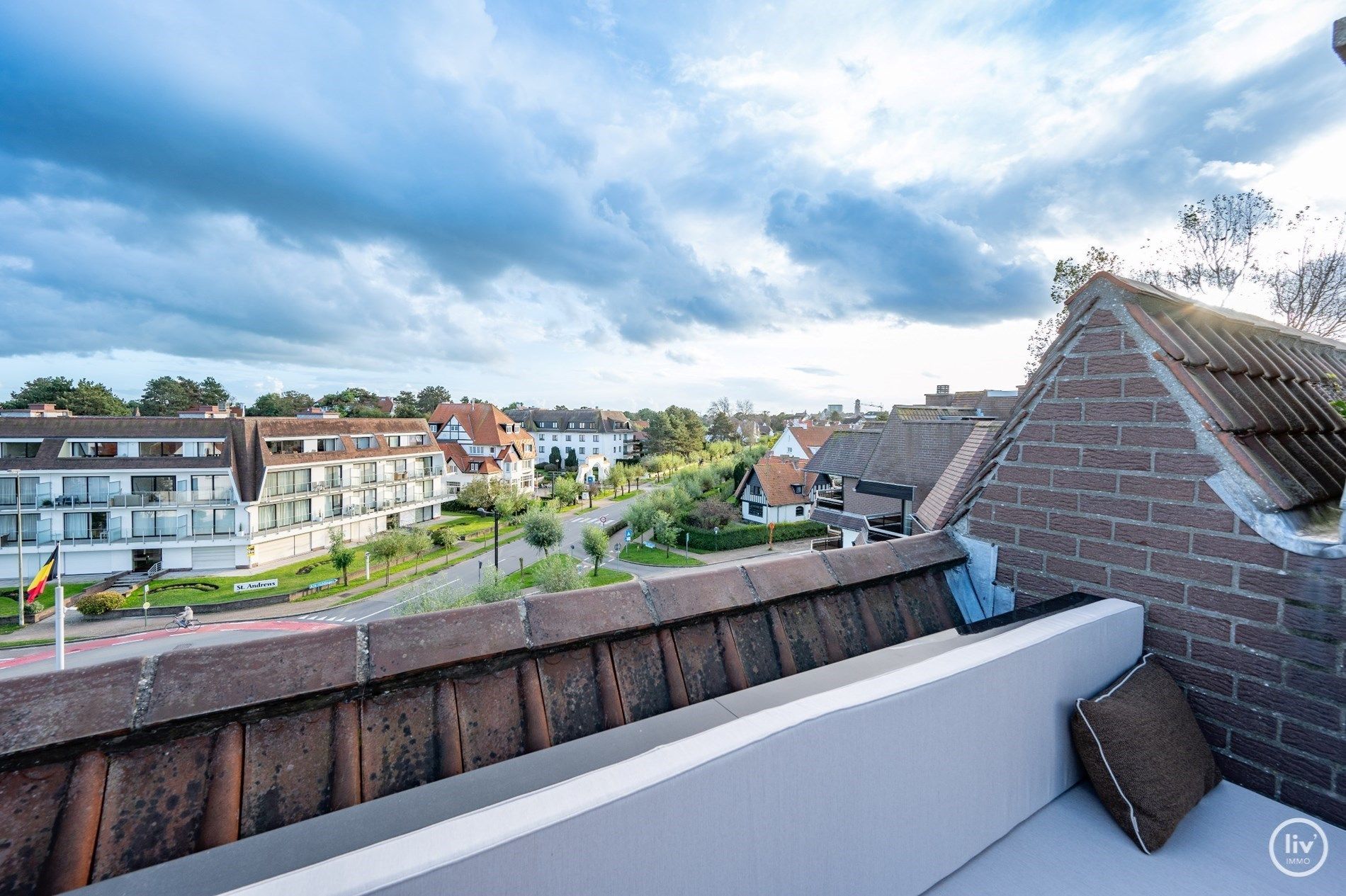 Prachtig gerenoveerde duplex penthouse met een open zicht:  foto 9