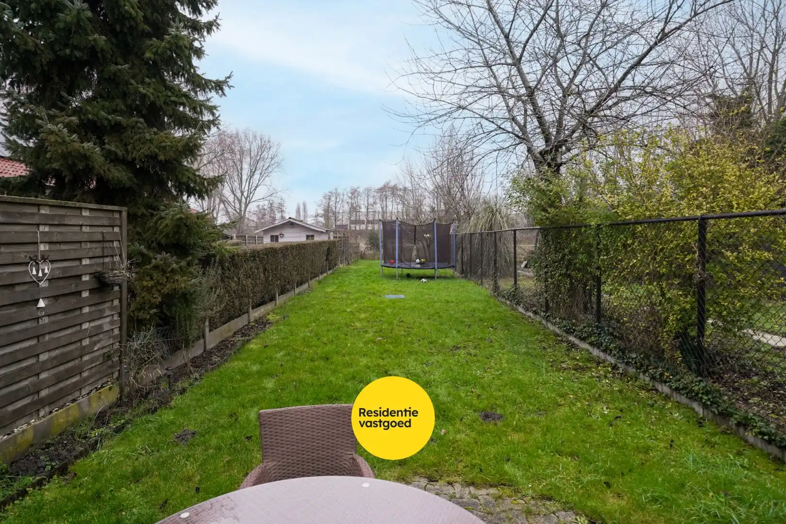 Instapklare woning met diepe tuin te Oostende foto 2