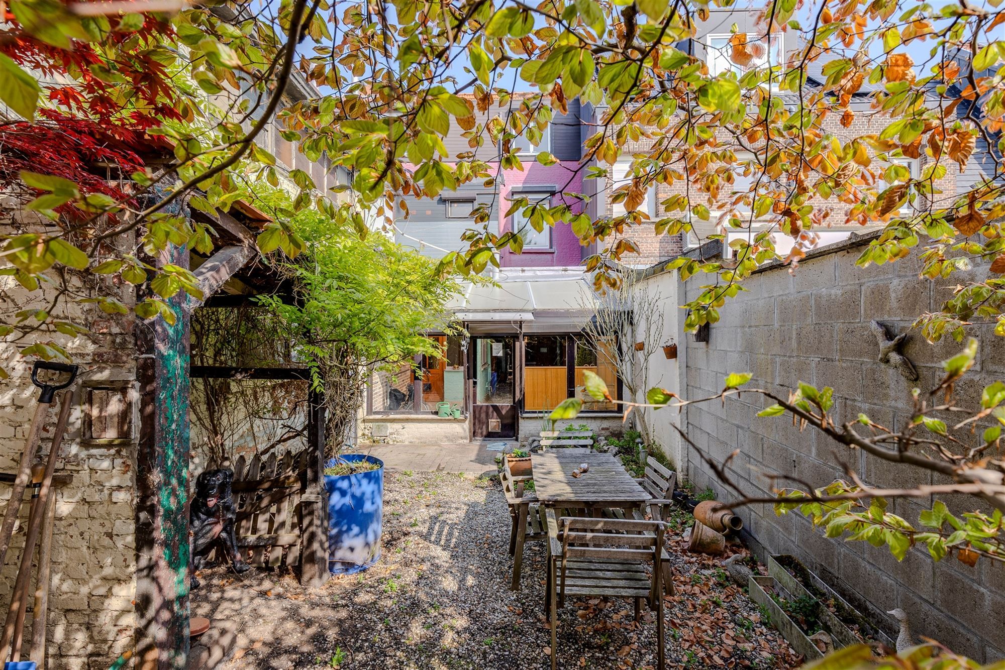 Ruim te renoveren huis met tuin en garage foto 15