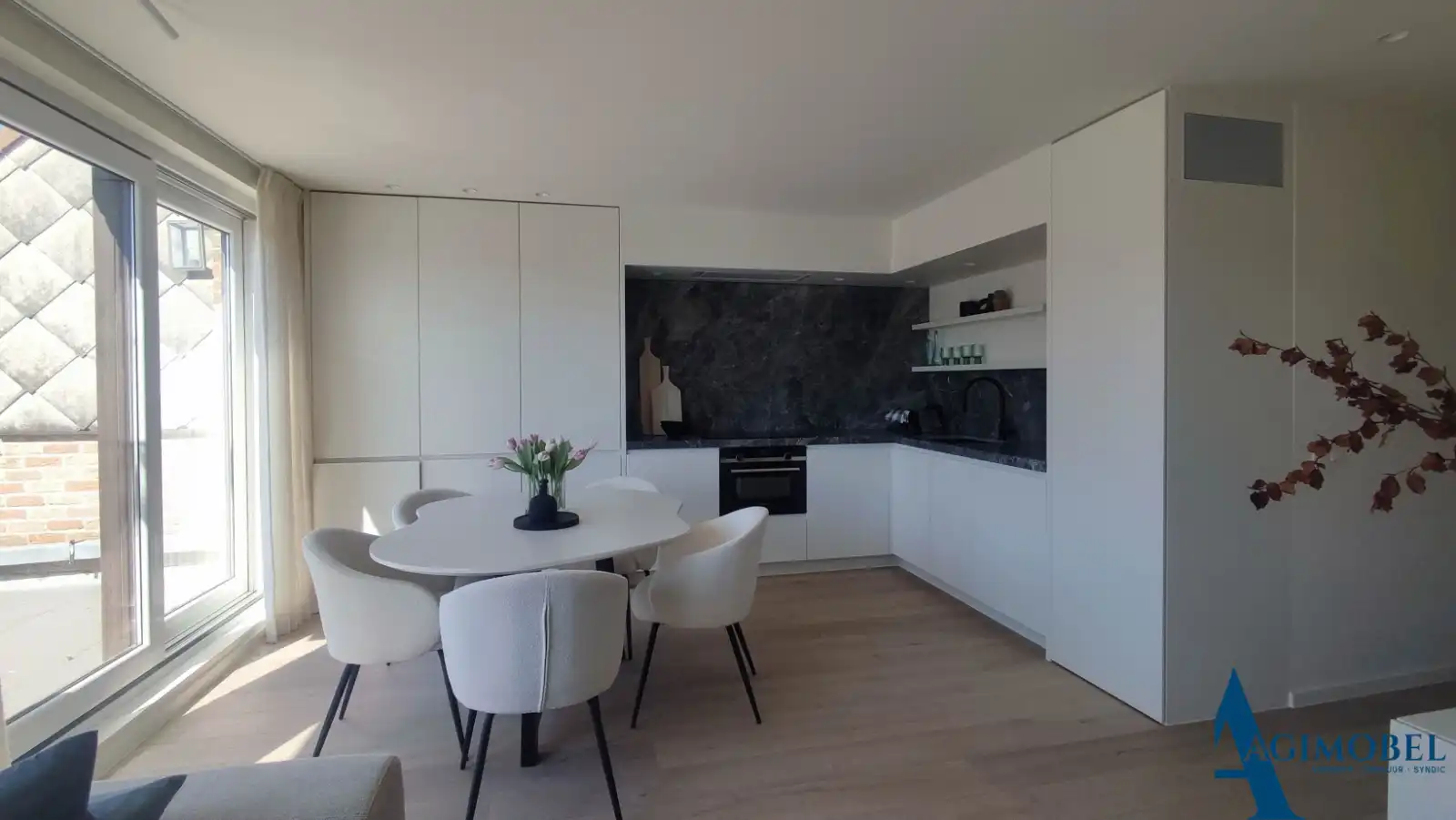 Integraal gerenoveerd penthouse met zonne-terrassen op 20 meter wandelafstand van de zeedijk-Albertstrand. foto 4