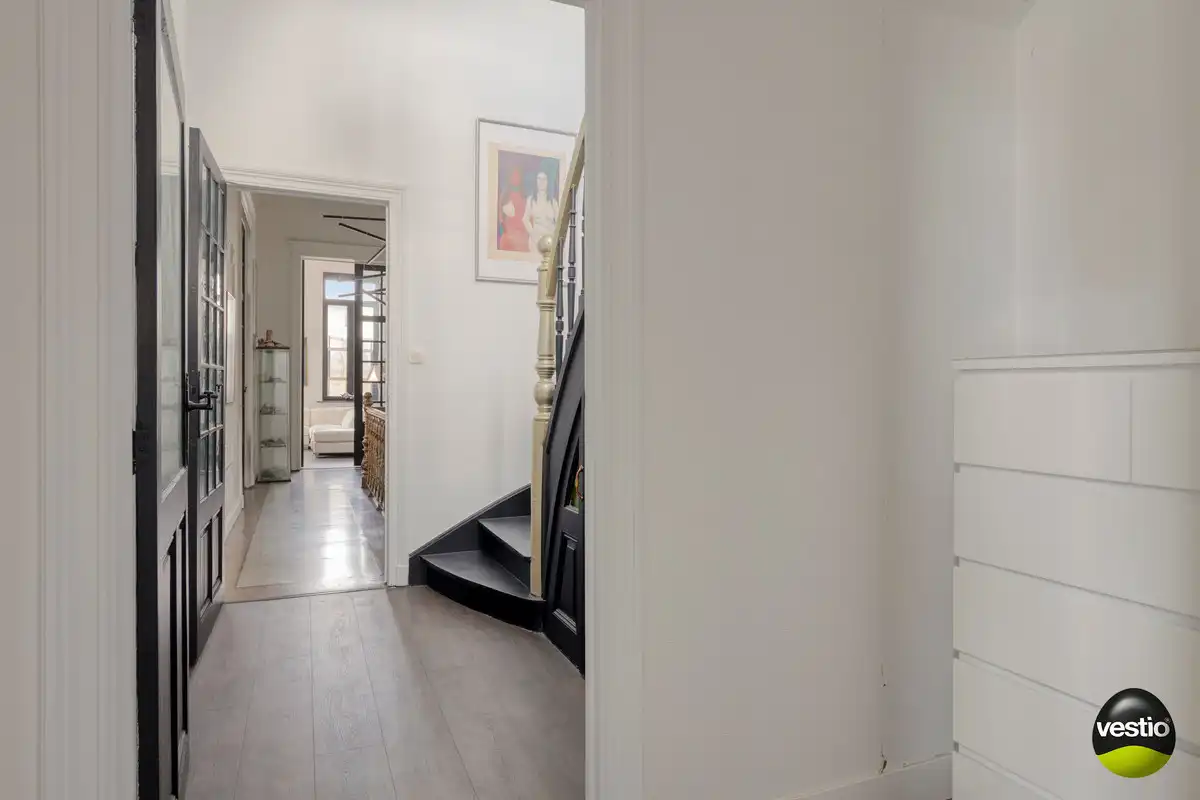 KARAKTERVOL VOLLEDIG GERENOVEERD STATIG HERENHUIS IN CENTRUM VAN TONGEREN. foto 30