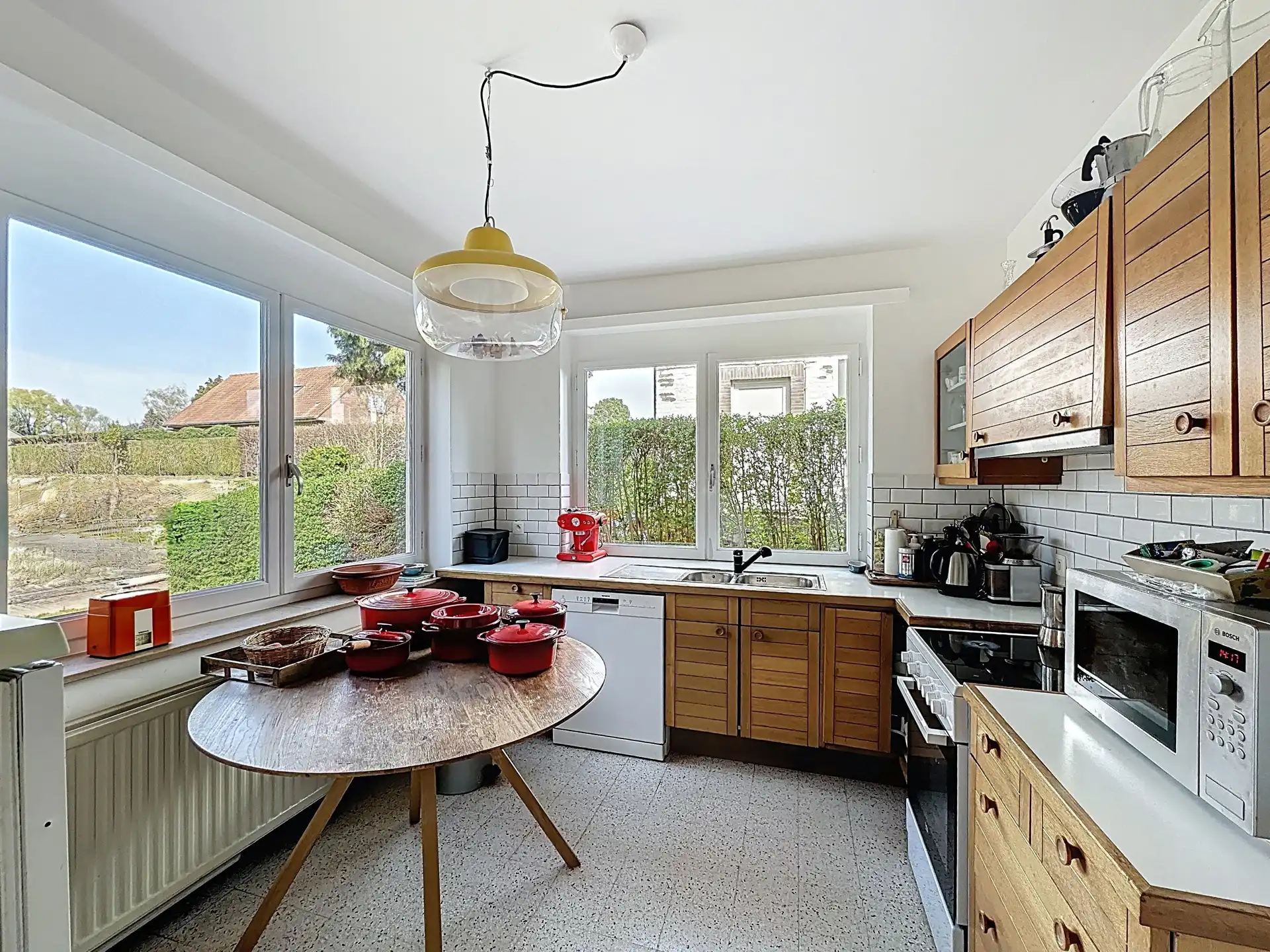 Aangename gezinswoning in rustige omgeving, nabij Tram 39 foto 6