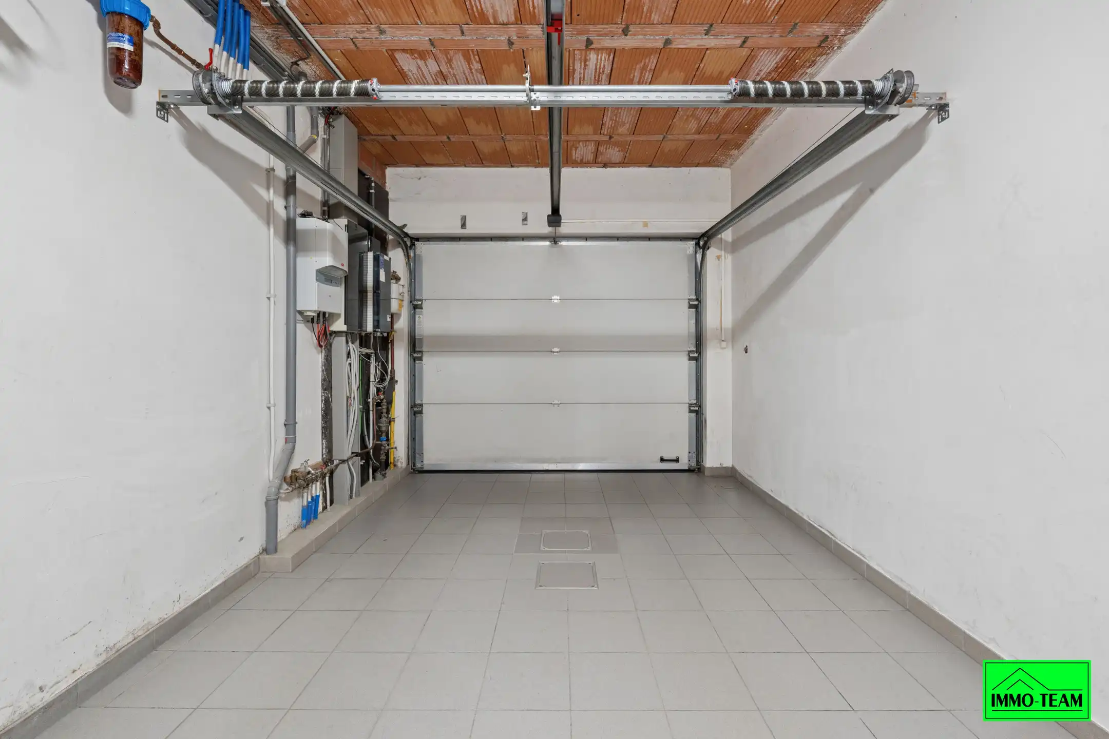 Instapklare, energiezuinige gezinswoning met tuin en garage foto 11