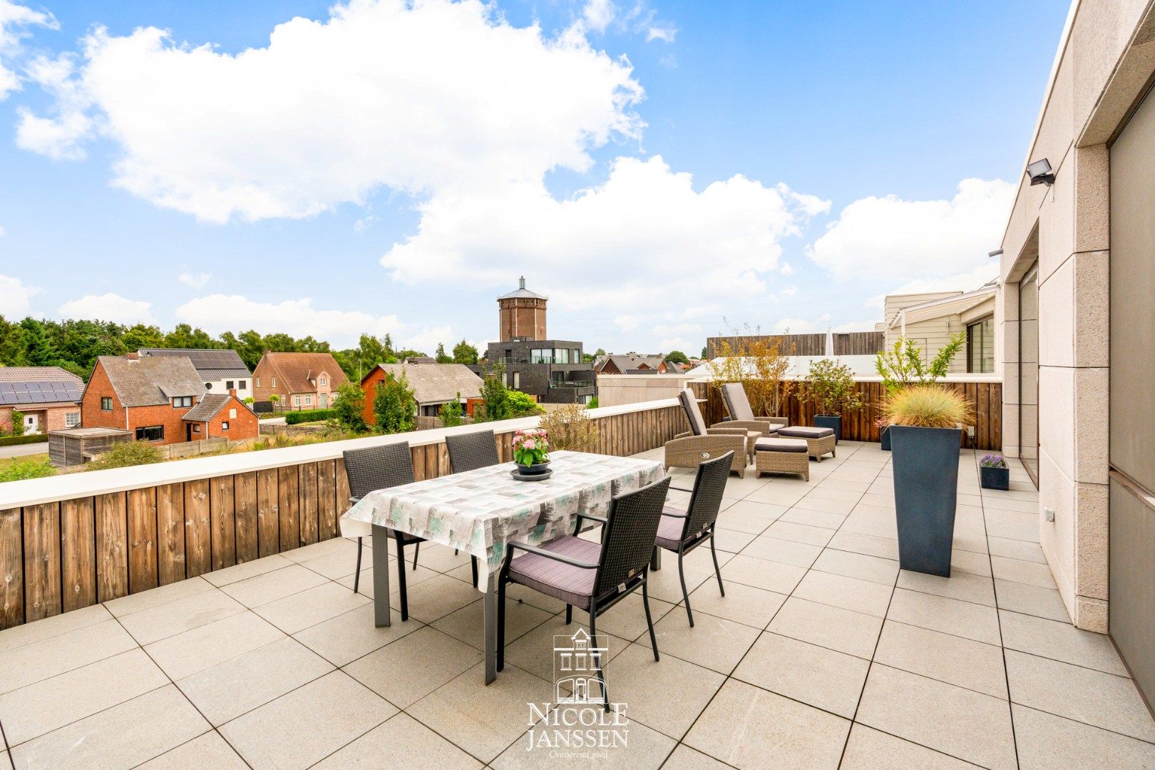 Prachtig luxeappartement met twee slaapkamers en ruim terras nabij centrum  foto 22