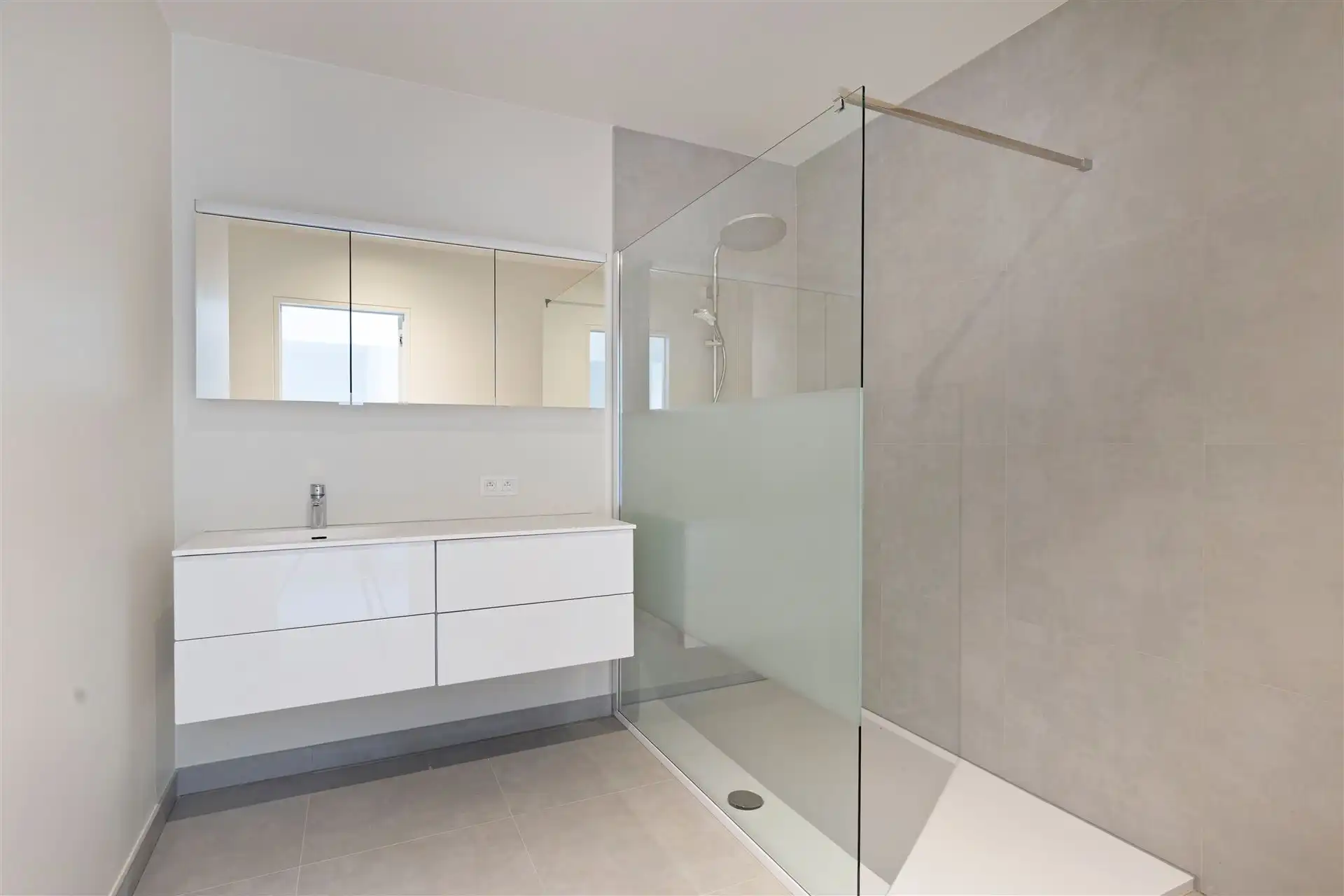 Ruim appartement van 148 m² met 2 slpk en zonnig terras! foto 14