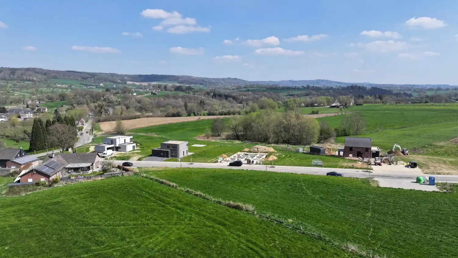 Bouwgrond van 11a 29ca (1.129 m²), geschikt voor een open bebouwing, schitterend gelegen te Sippenaeken foto 2