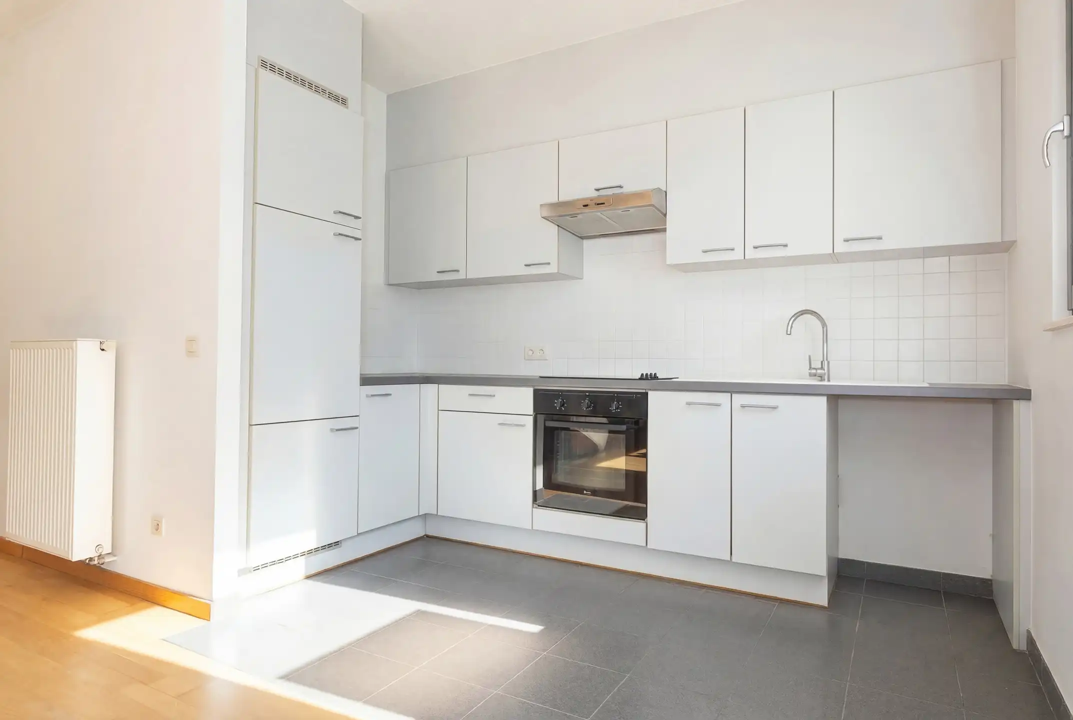 Aantrekkelijke zin Ruimte, licht en comfort in één foto 2