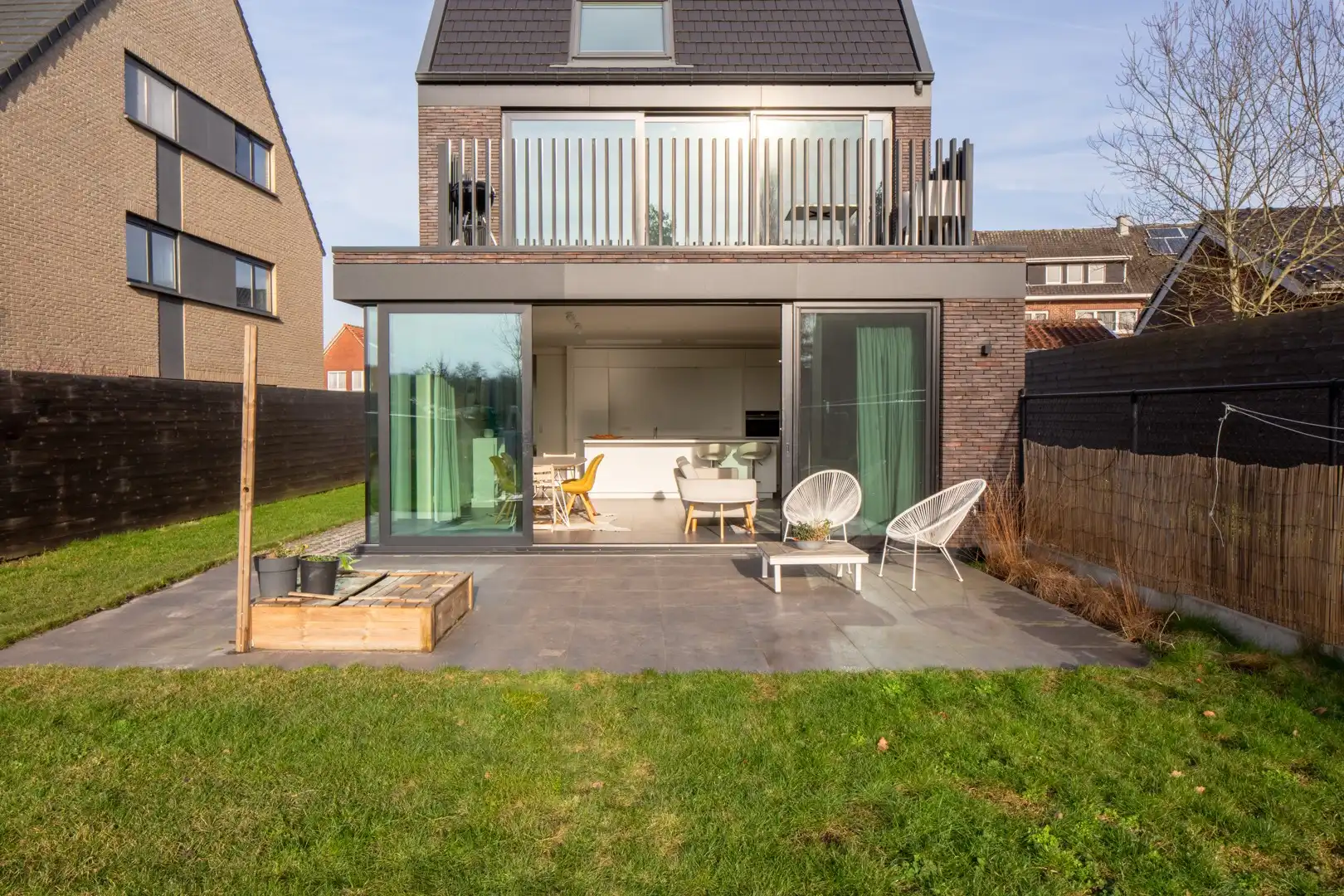 Nieuwbouw duplexappartement met tuin op strategische locatie foto 14