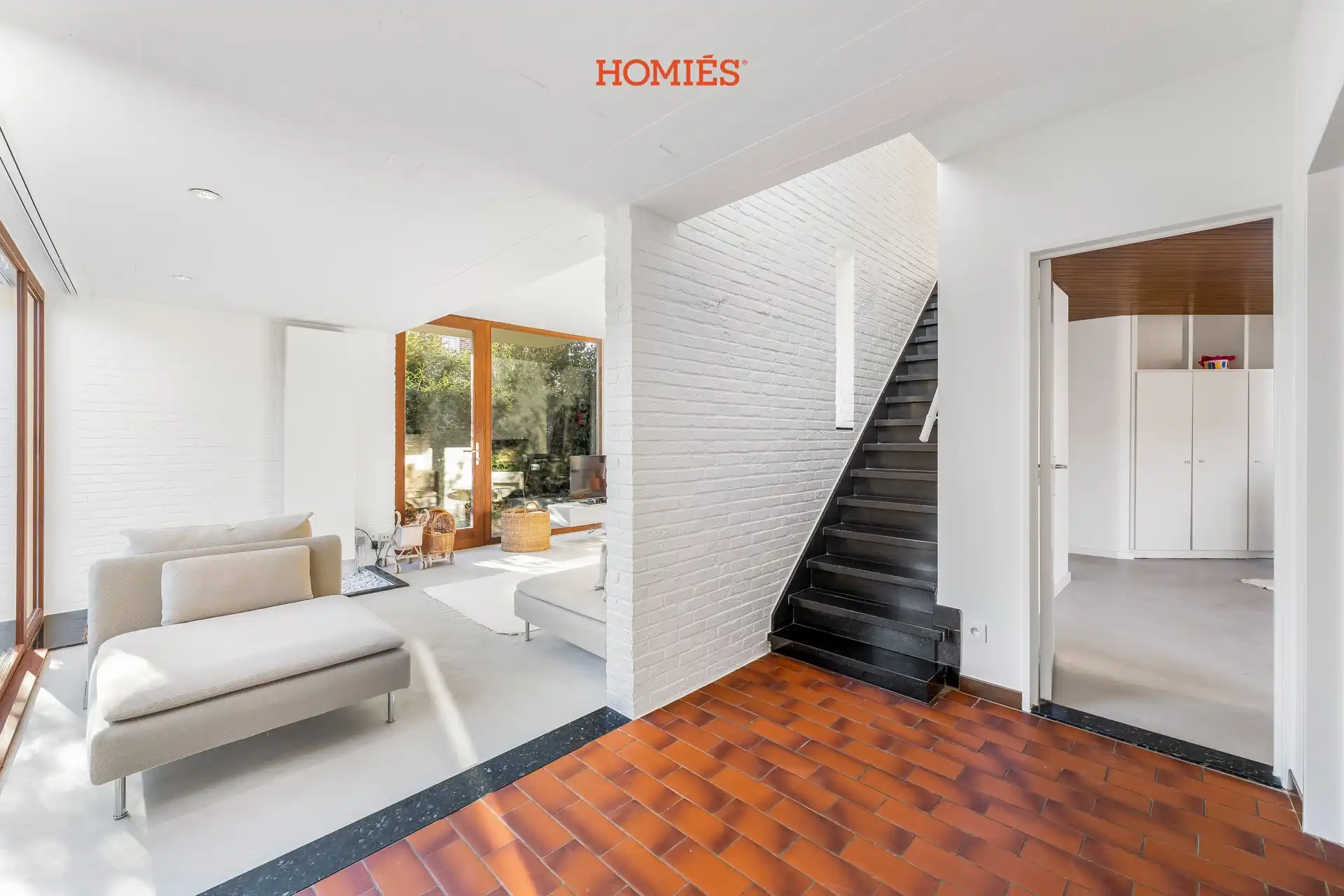 Unieke architectenwoning met veel lichtinval foto 7