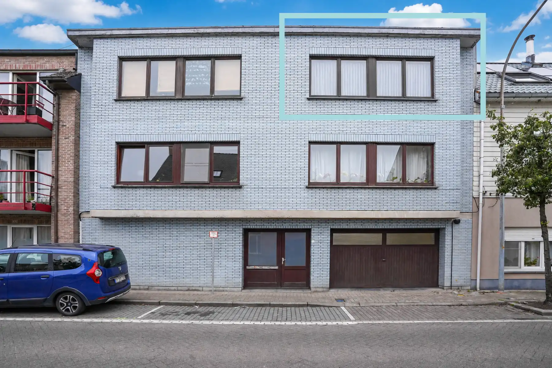 Appartement met 2 slaapkamers en overdekte autostaanplaats te Londerzeel Sint Jozef foto {{pictureIndex}}