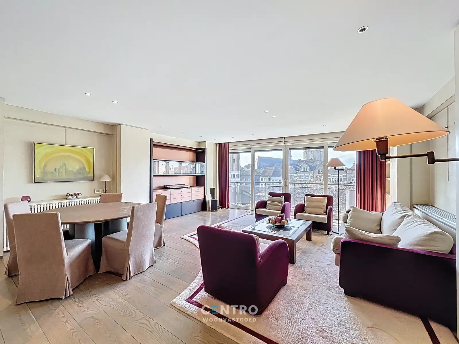 Appartement op AAA-locatie: ruim (127m²), ZONNIG doorloopappartement op de Grote markt (o.a. 2 slpk, dressing, 2 badk, 2 terrassen). foto 7