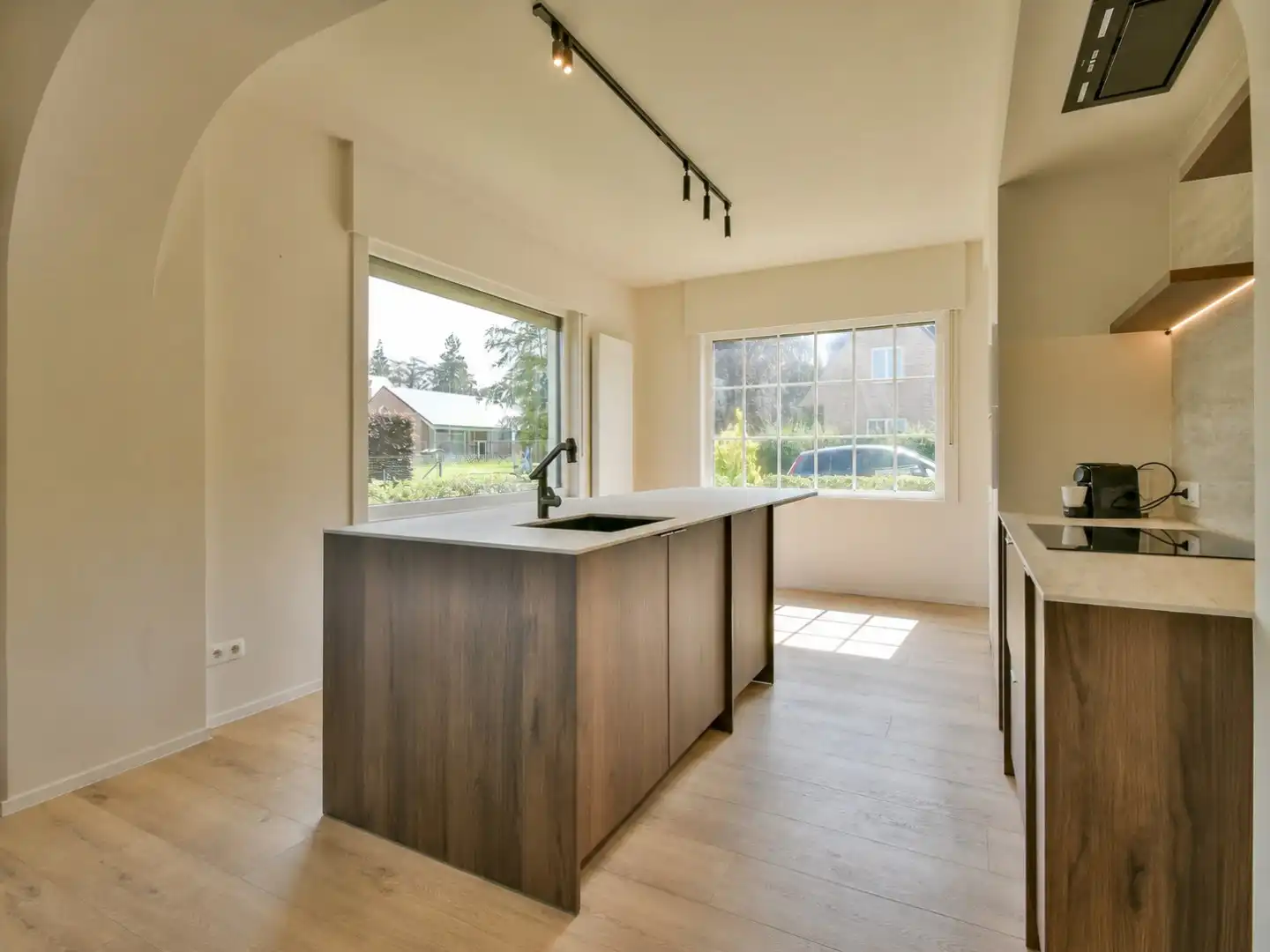 Instapklare woning in hartje Hertsberge! foto 4