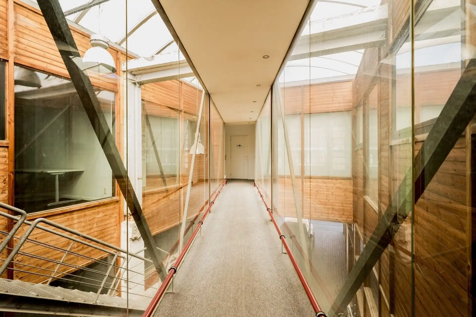Uitzonderlijk handelspand met veelzijdige mogelijkheden nabij centrum Mechelen foto 14