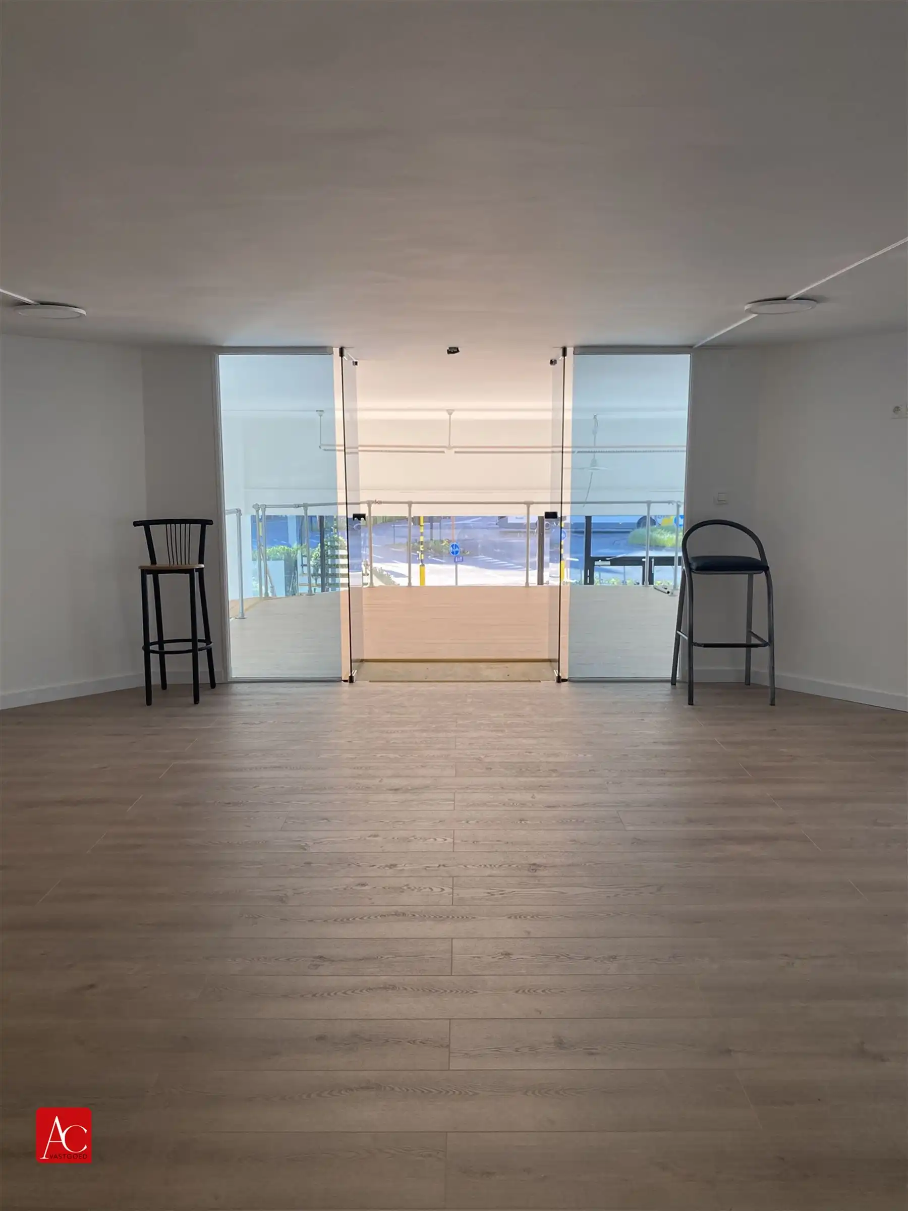 Commercieel handelspand in hartje Sint-Niklaas foto 14