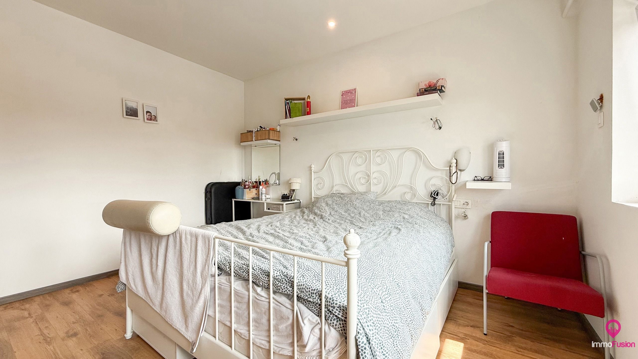 Woning met handelsruimte en 203 m² woonopp. te Houthalen! foto 17