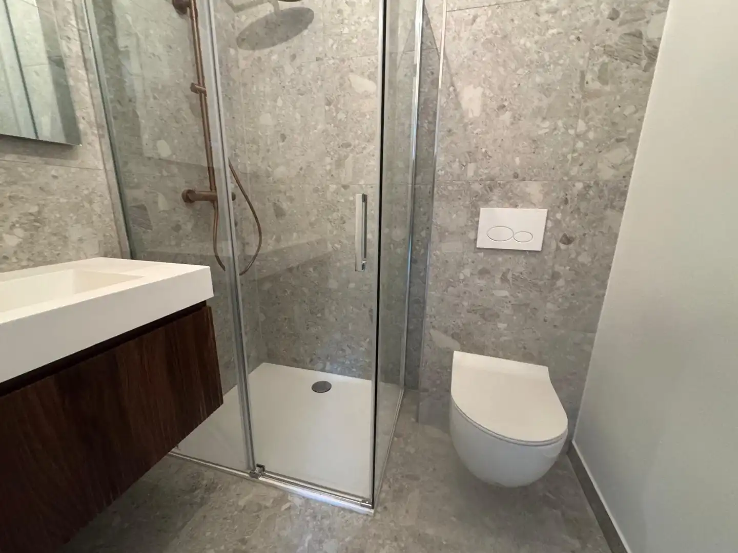 GERENOVEERD APPARTEMENT foto 3