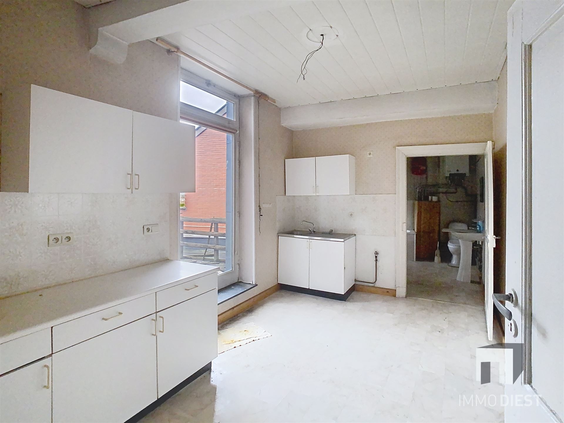 Handelspand met woonst – werken én wonen onder één dak voor slechts € 295.000 foto 23