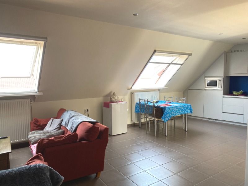 Dakstudio met parking centrum Geel! foto 6