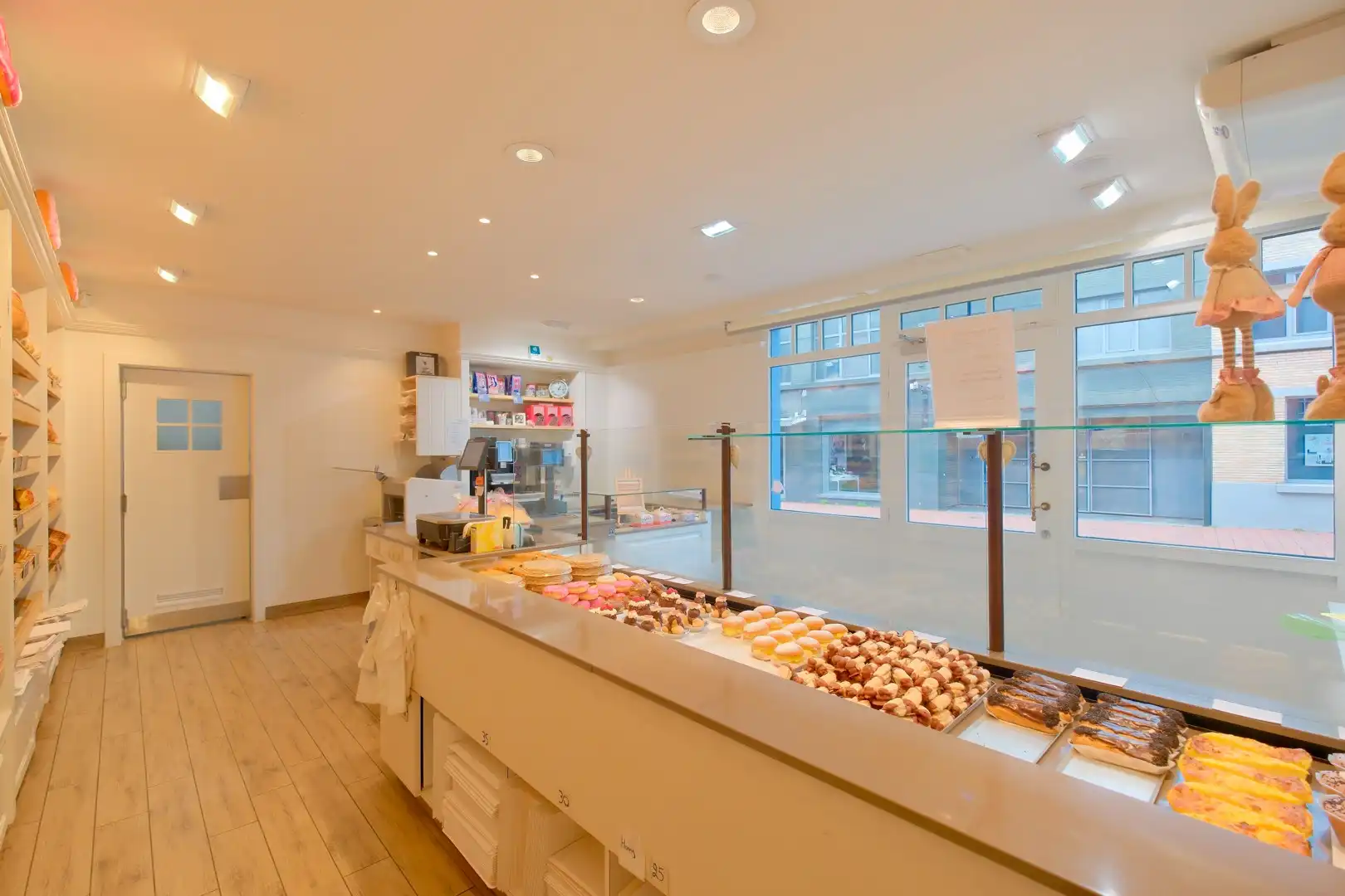 Lichtervelde - Handelswoning met 5 slpks op toplocatie! foto 4