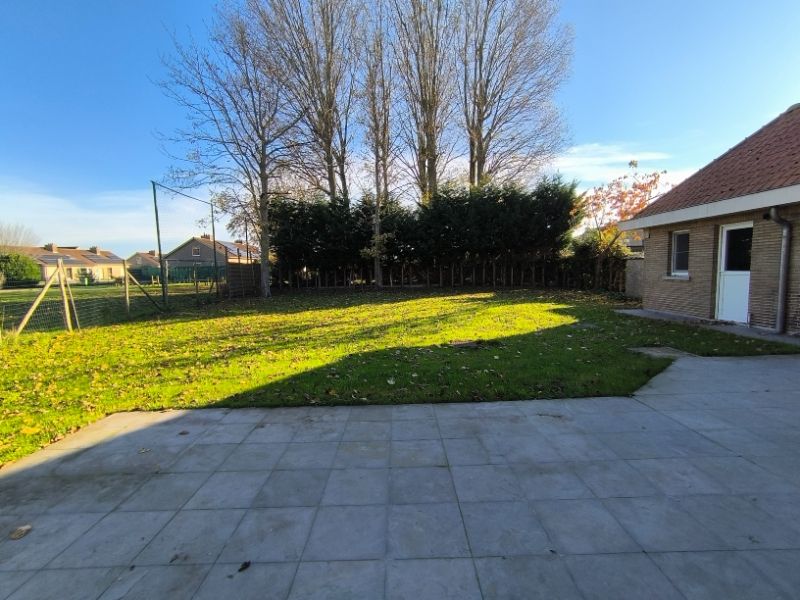 Ruime alleenstaande woning foto 7