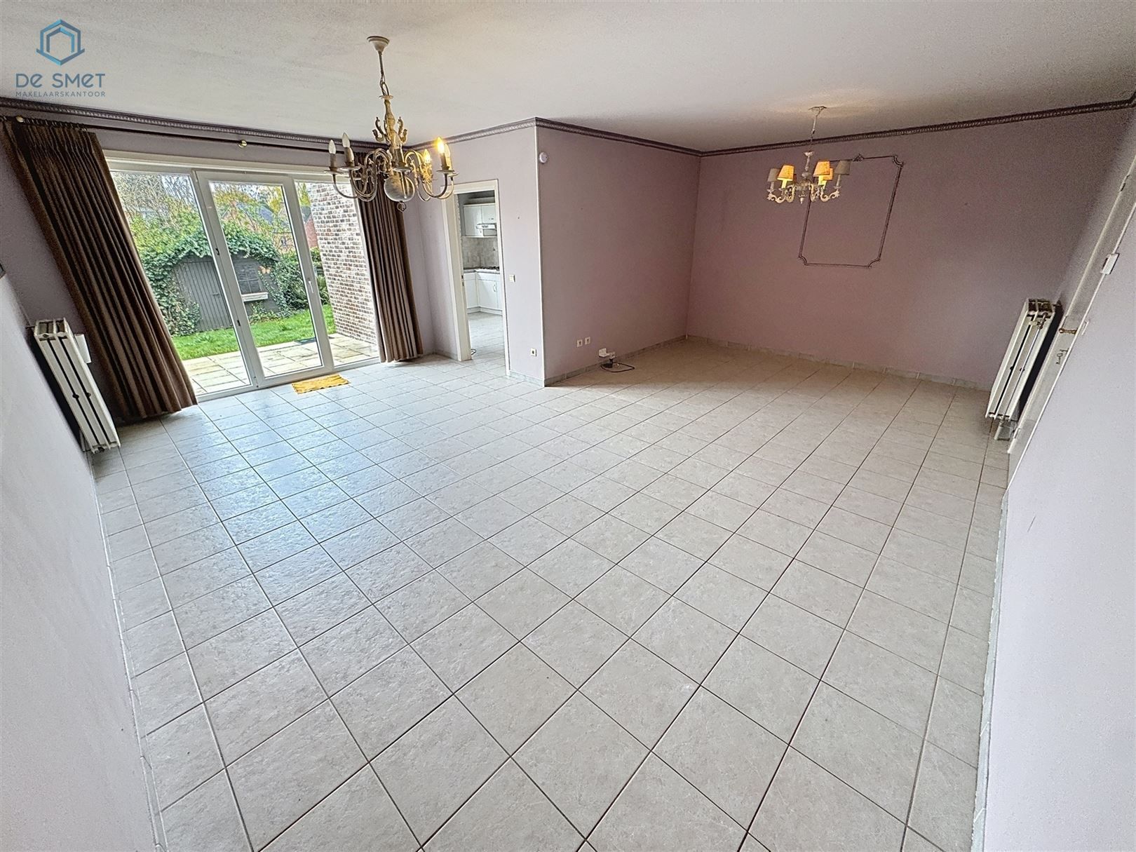 Ruime kangoeroewoning met 5 slaapkamers, 2 garages en tuin in rustige buurt van Brakel foto 7