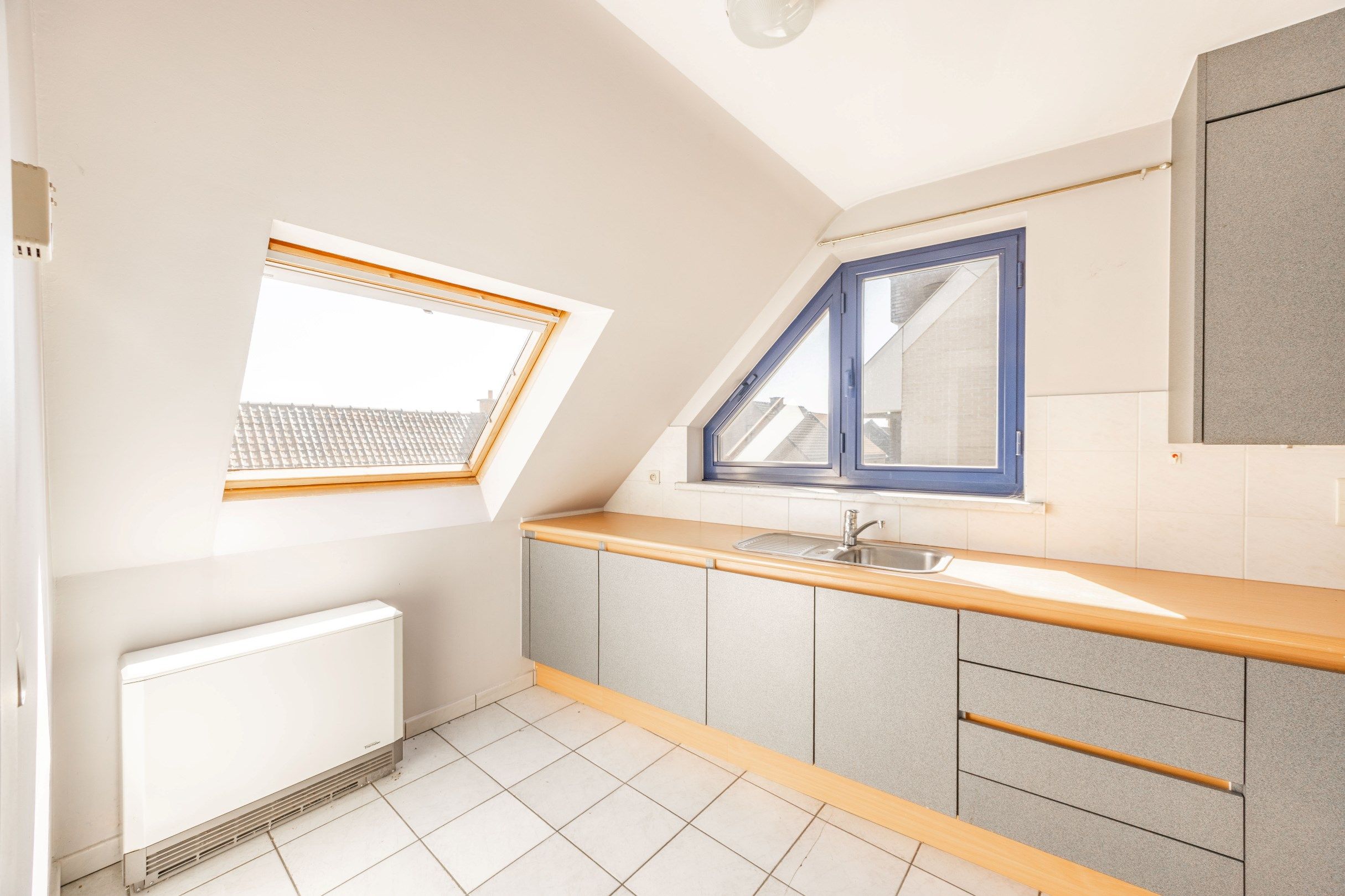GOED ONDERHOUDEN APPARTEMENT  MET 2 SLAAPKAMERS foto 3