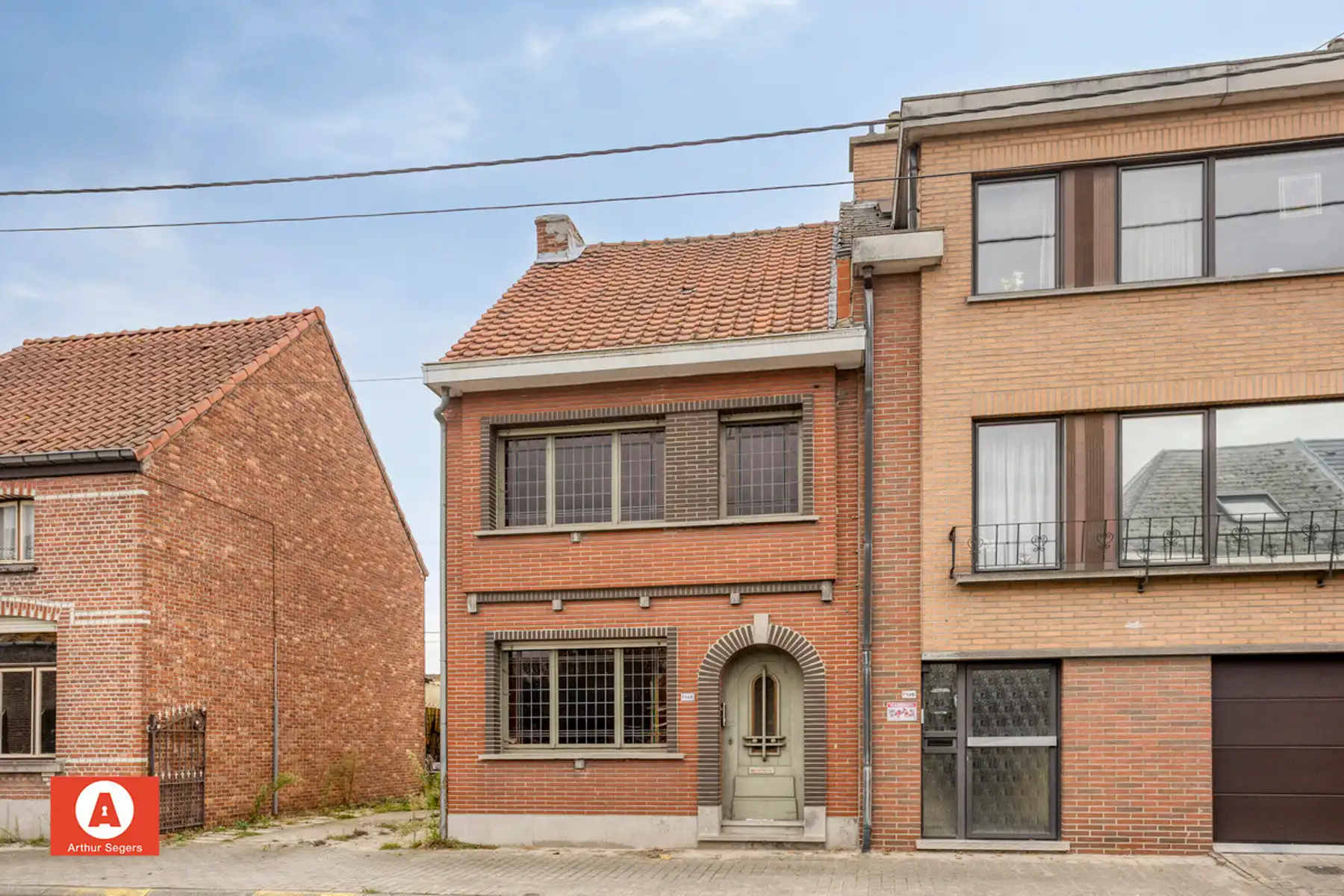 Te renoveren halfopen bebouwing met zuidwestgerichte tuin foto 5