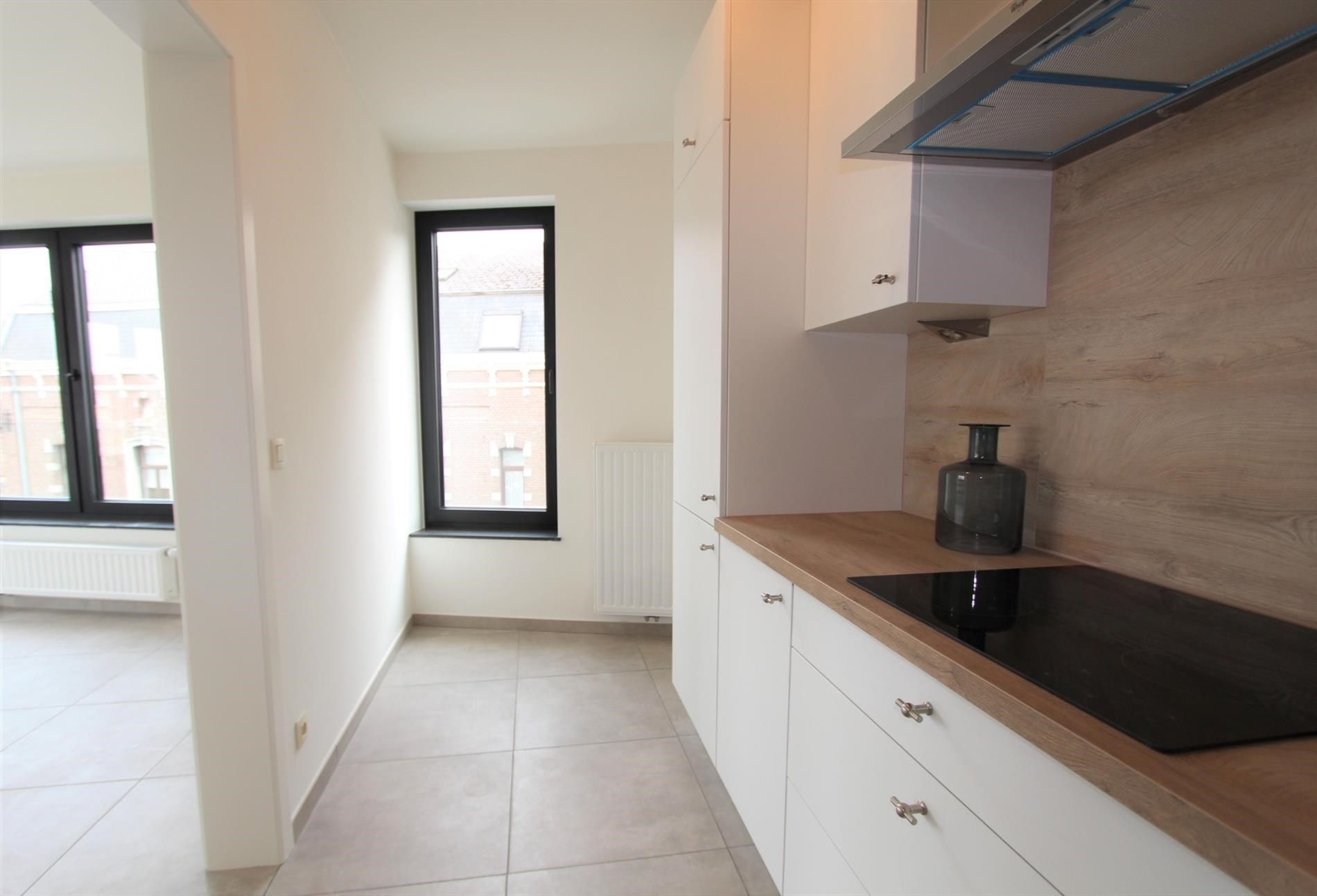 MODERN APPARTEMENT IN HET CENTRUM foto 4