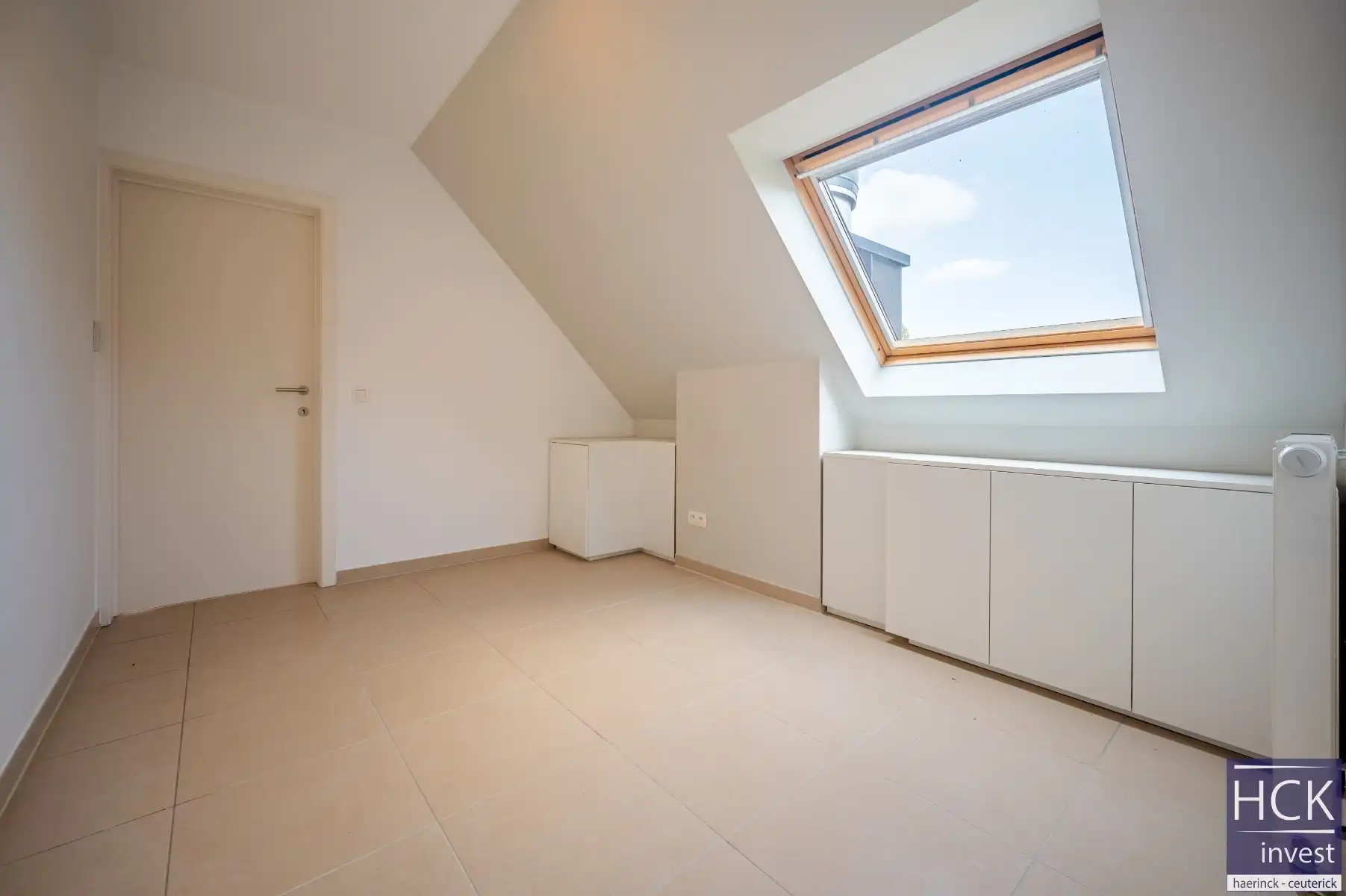 KRUISHOUTEM - Instapklaar 1-SLPK penthouse met magnifiek zicht !! foto 14