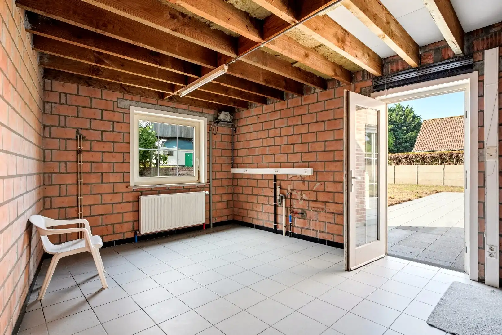 Ruime halfopen woning met 5 slaapkamers te koop in Werken met garage en ruime tuin! foto 14