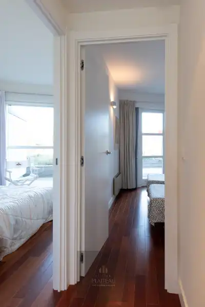 Uitzonderlijk doorloop-appartement aan het strand van Groenendijk. foto 22