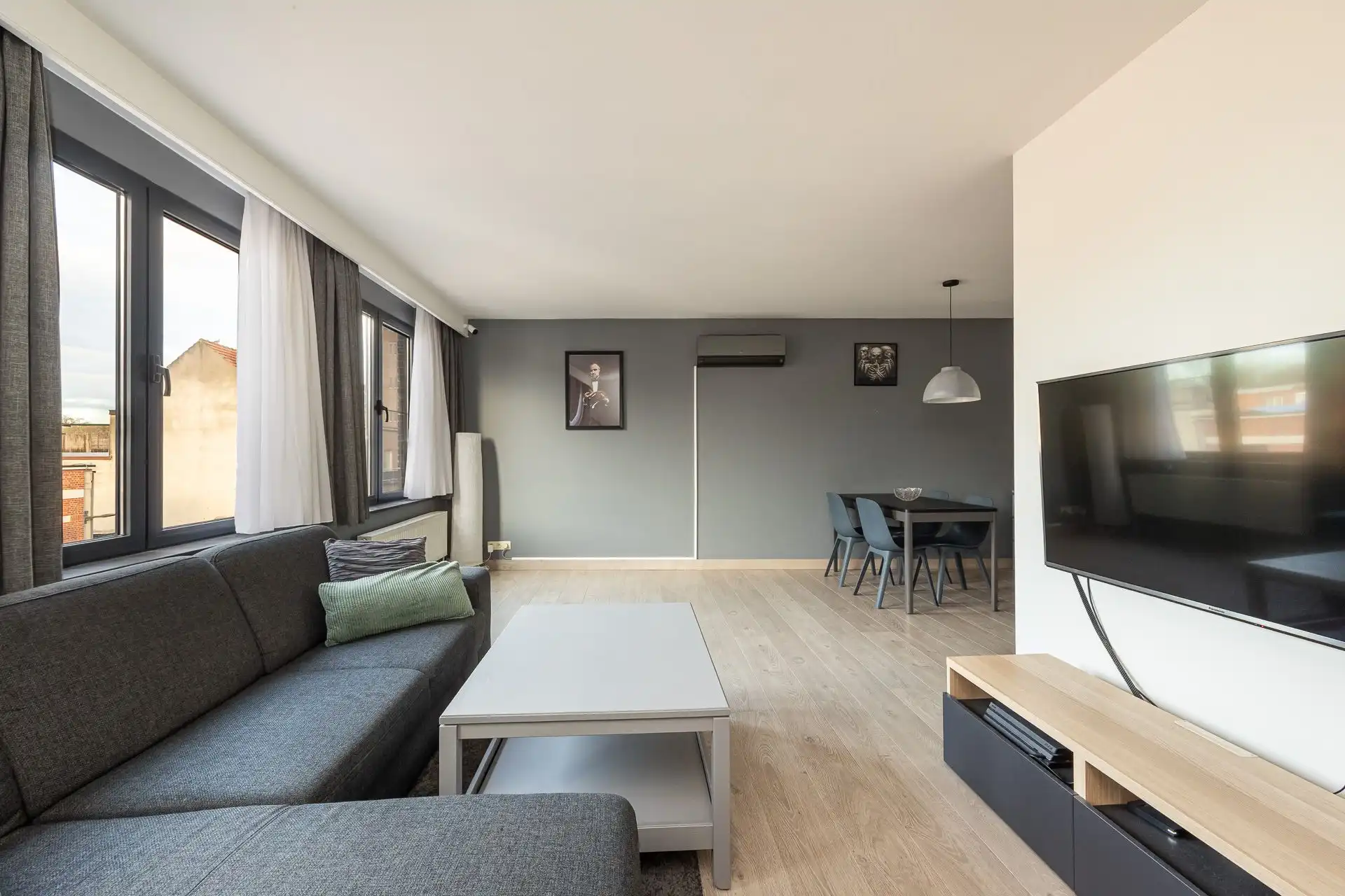 Instapklaar appartement met twee slaapkamers in Wilrijk foto 3
