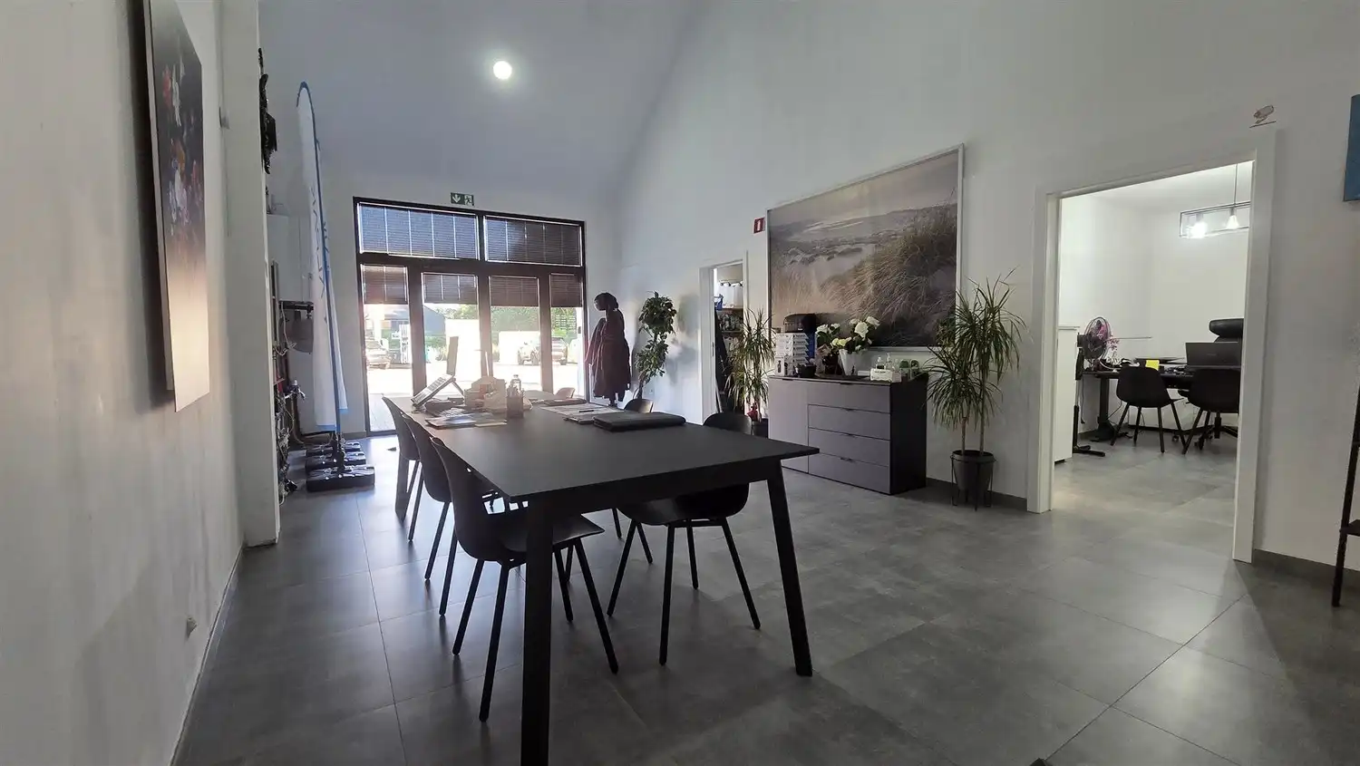 Polyvalent handelspand met uitstekende visibiliteit op toplocatie in Genk foto 4