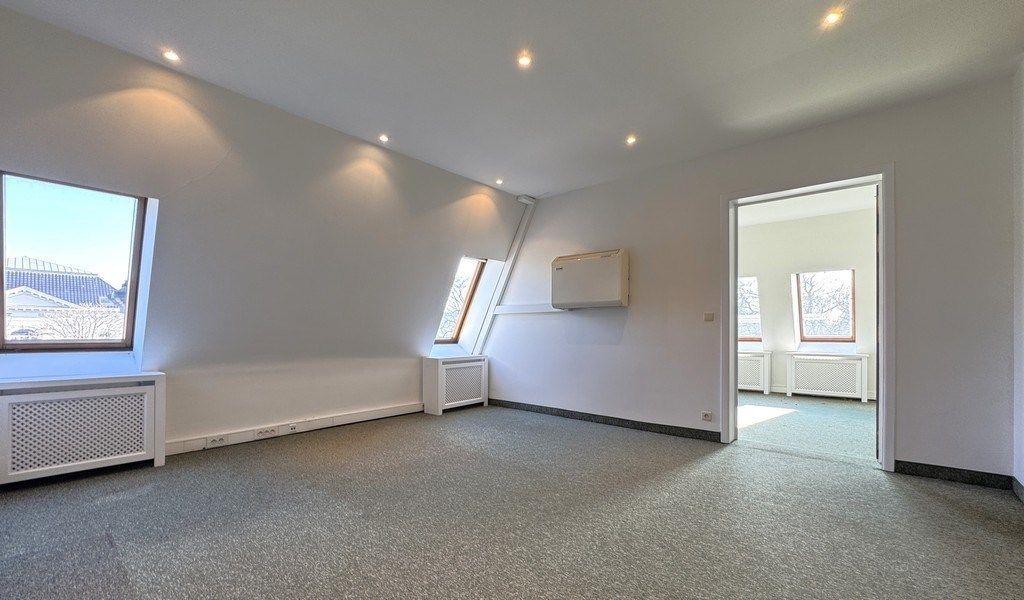 Kantoren te huur  in prachtig herenhuis te Antwerpen foto 17