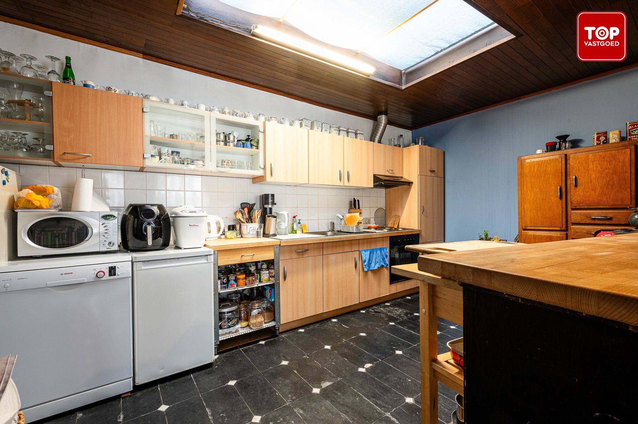 Te renoveren woning met 3 slaapkamers foto 8